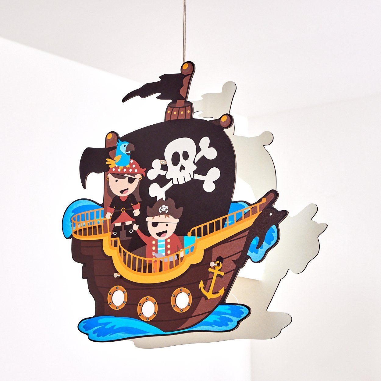 mit bunte aus Piratenschiff, Pendelleuchte max. 107cm 2xE27, Pendellampe Piraten-Motiv Holz/Metall, Höhe hofstein Leuchtmittel, ohne Hängelampe »Roncolongo«