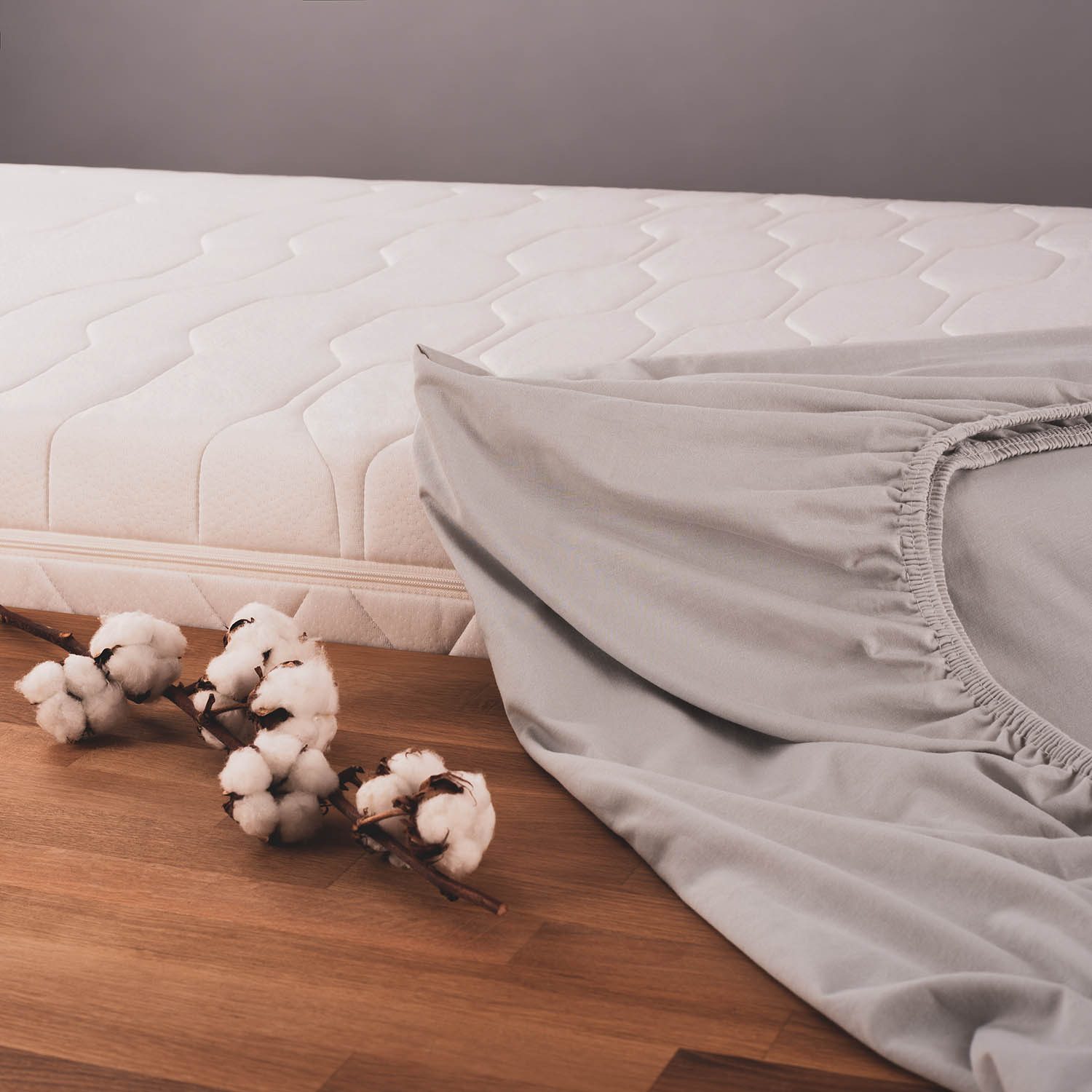 Blumtal Spannbettlaken Blumtal Basics 100% Baumwolle, Baumwolle, Gummizug: Rundum, (1 Stück), Jersey Bettlaken - atmungsaktiv, strapazierfähig und faltenfrei