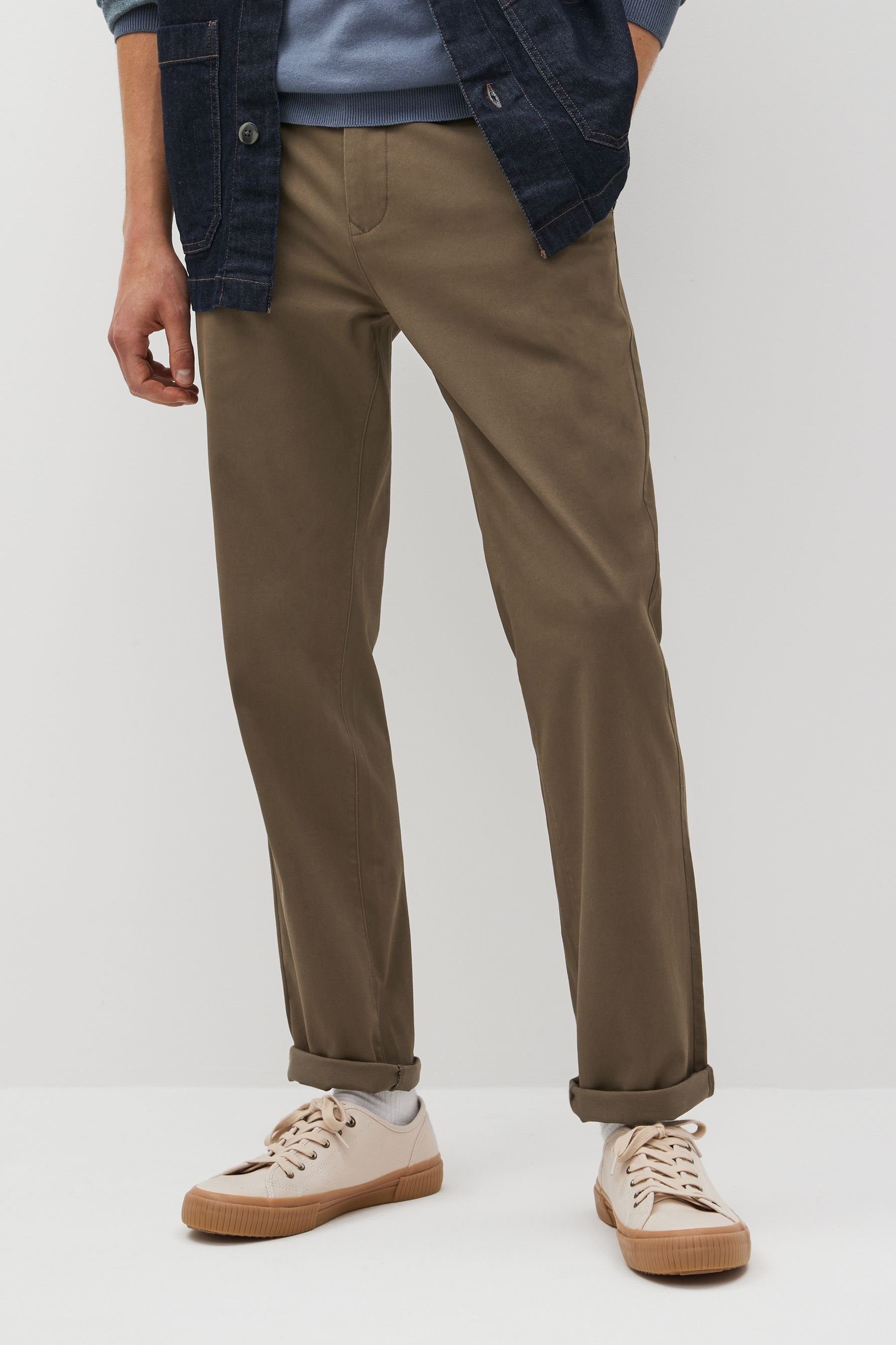 Stretch Next mit Fit (1-tlg) Chinohose Straight Chinohose Mushroom Brown