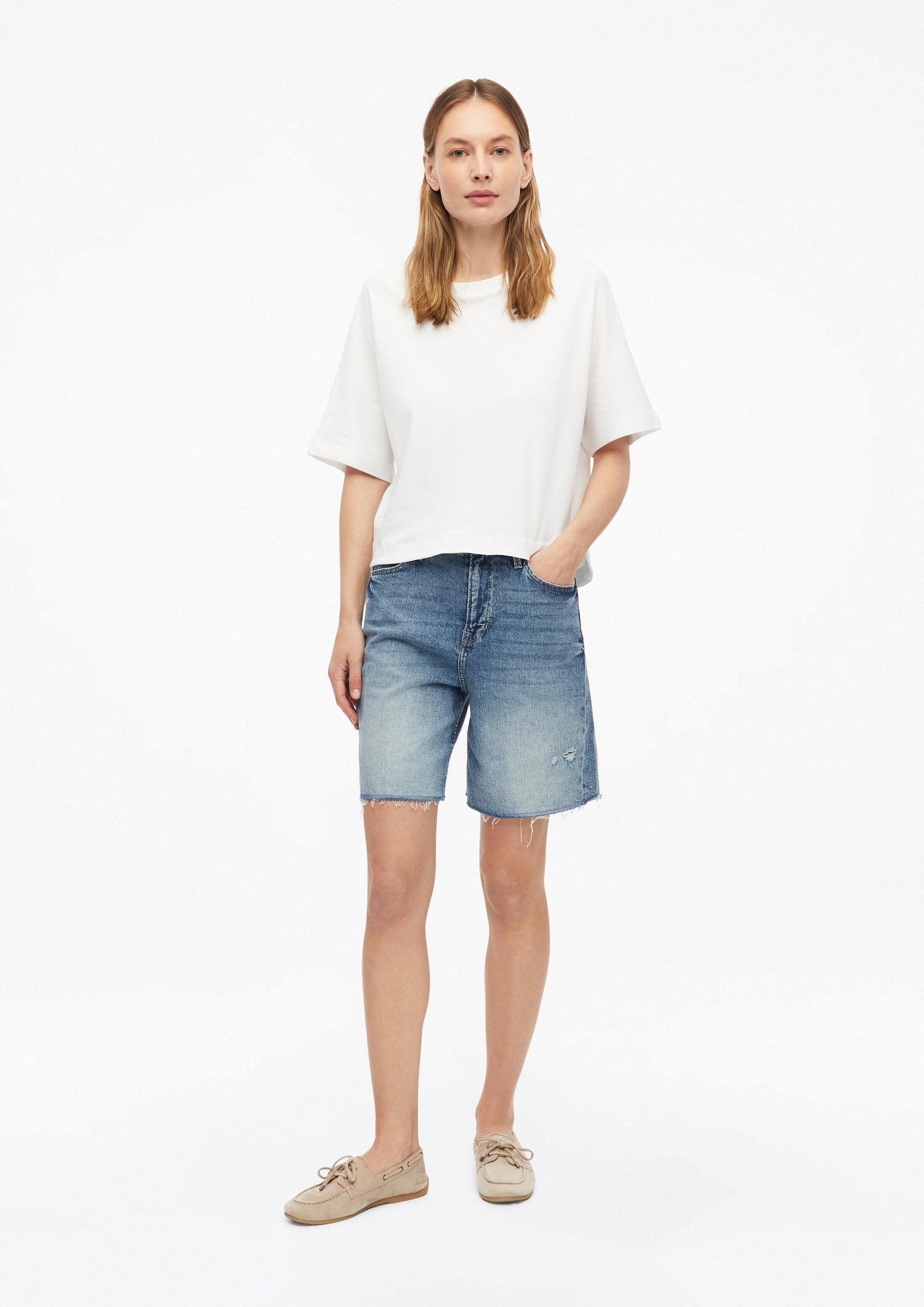 s.Oliver Jeansshorts Jeans-Hose SURI Jeans-Shorts Suri / Regular Fit / High Rise / offener Saum