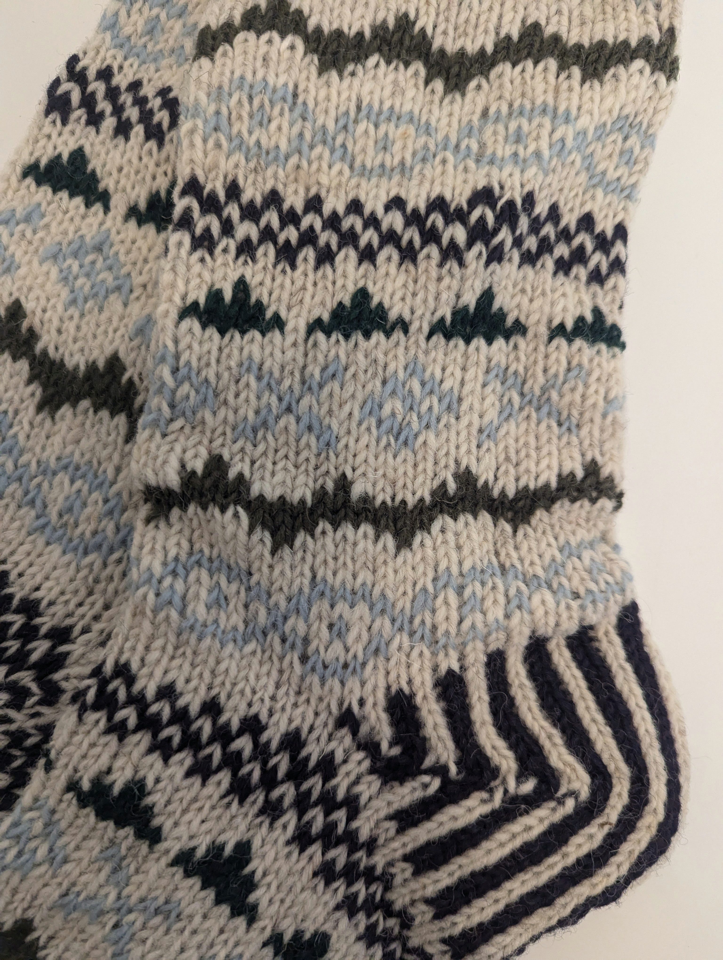 Aurelie Norwegersocken Handgestricke Socken, Haussocken günstig online kaufen