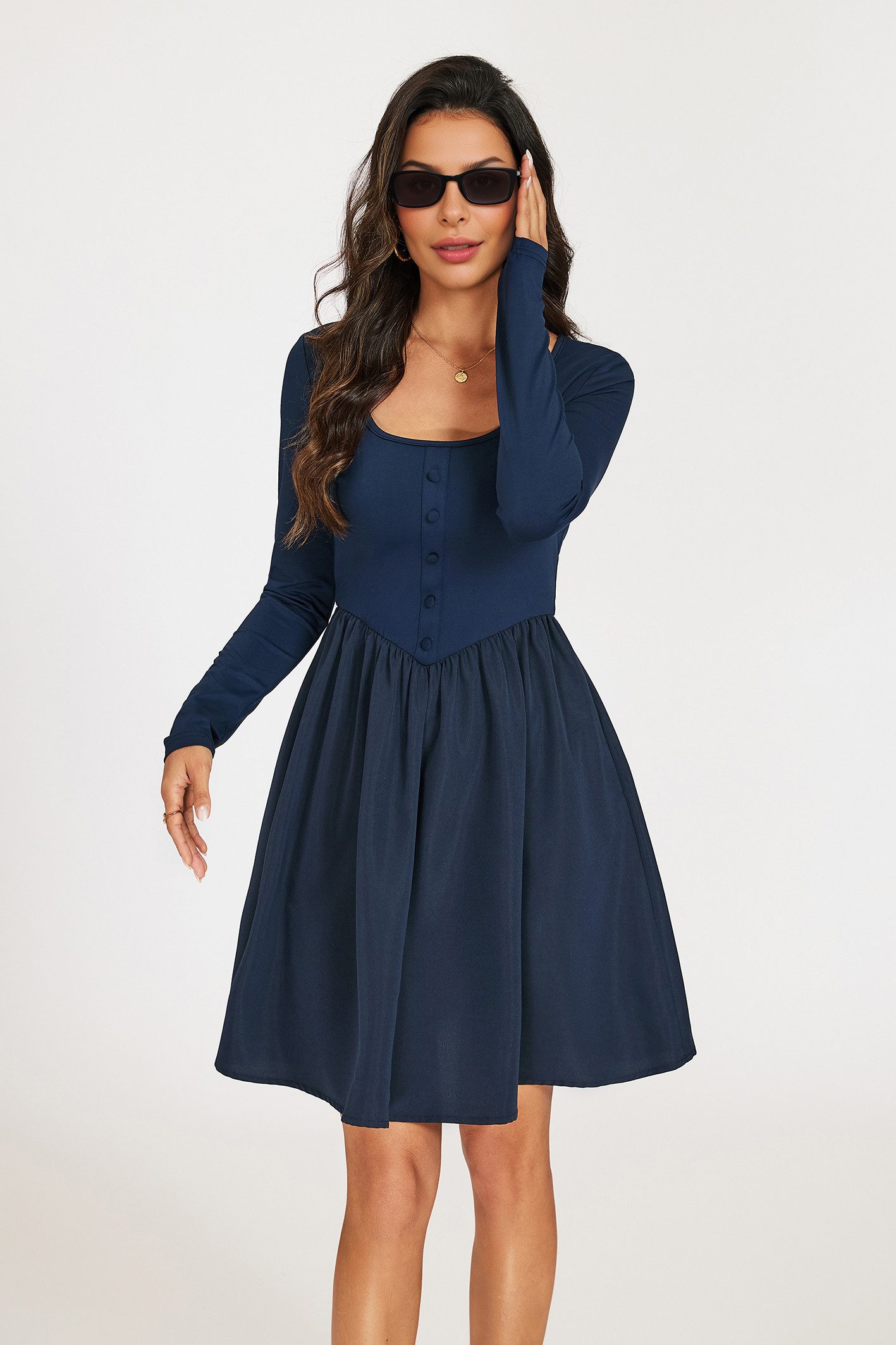 FS Collection Skaterkleid Damen Skaterkleid Freizeitkleid Langarm Karree-Ausschnitt Knopfleiste (XS (EU:36 / UK:8) · S (EU:38 / UK:10) · M (EU:40 / UK:12) · L (EU:42 / UK:14) · XL (EU:44 / UK:16) Karree-Ausschnitt, bezogene Knöpfe, ausgestellter Rock