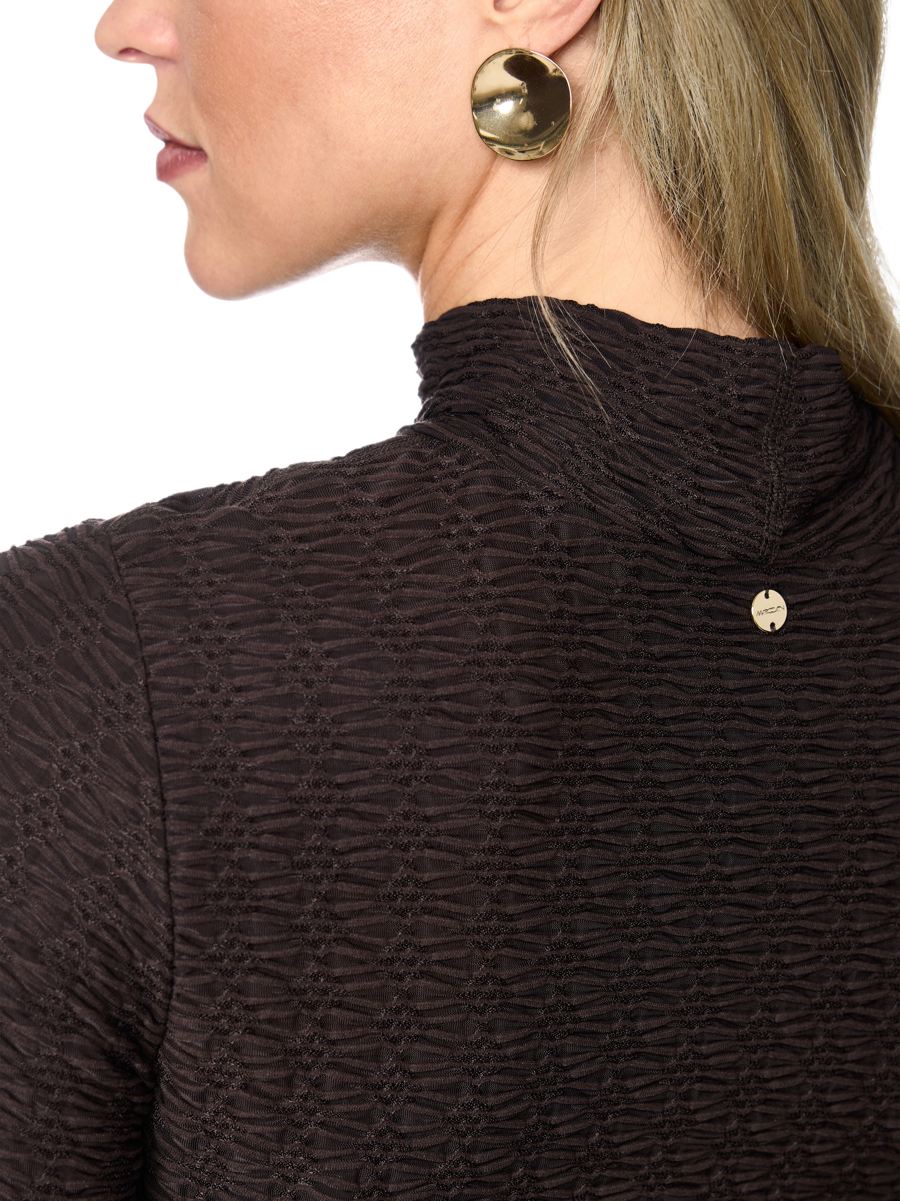 Marc Cain Stehkragenshirt Fading Flowers Premium Damenmode aus Viskosestretch, mit Strukturmuster