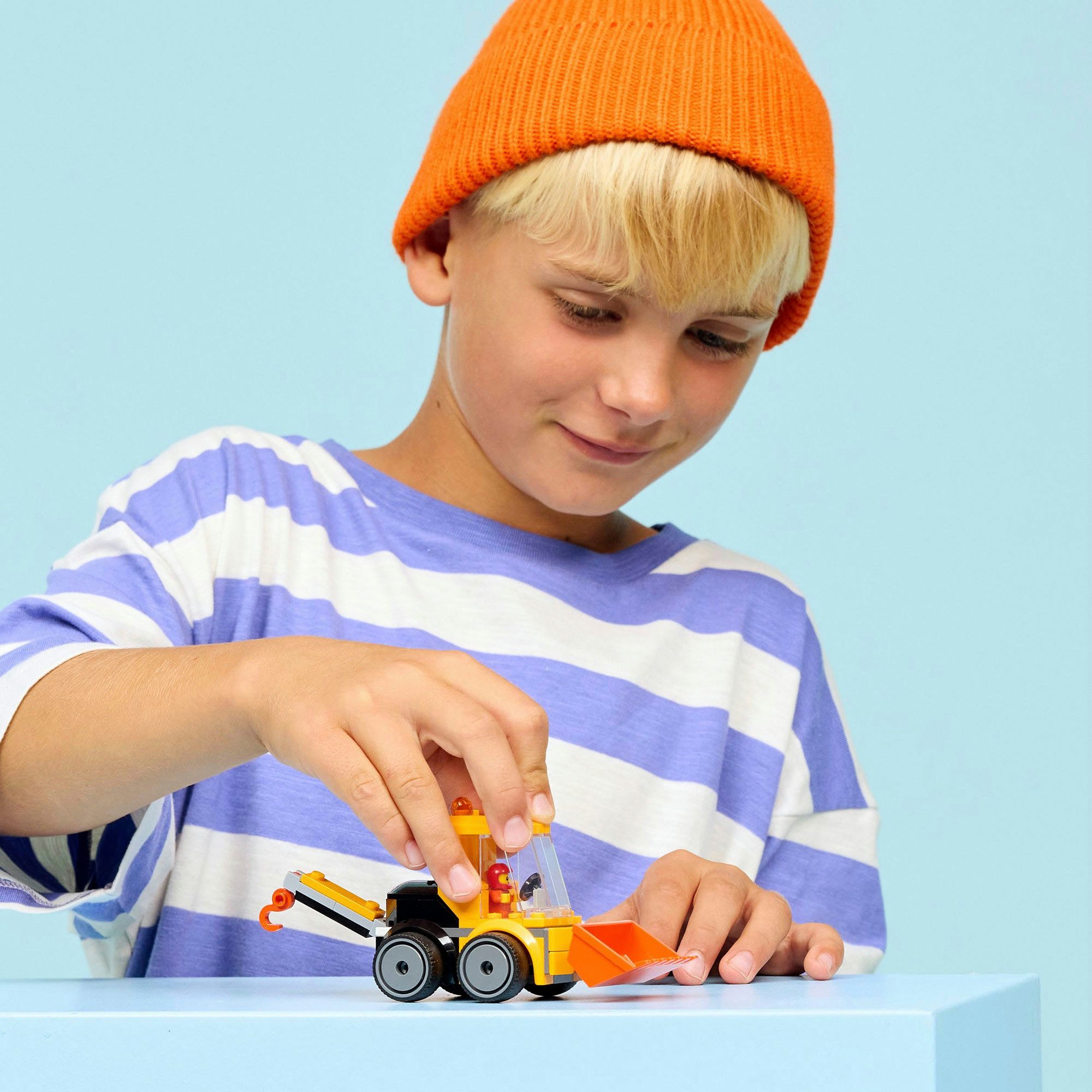 LEGO® Coole Flitzer – Radlader (60483), LEGO City Konstruktionsspielsteine, (61 St), Made in Europe – Bild 2 von 5