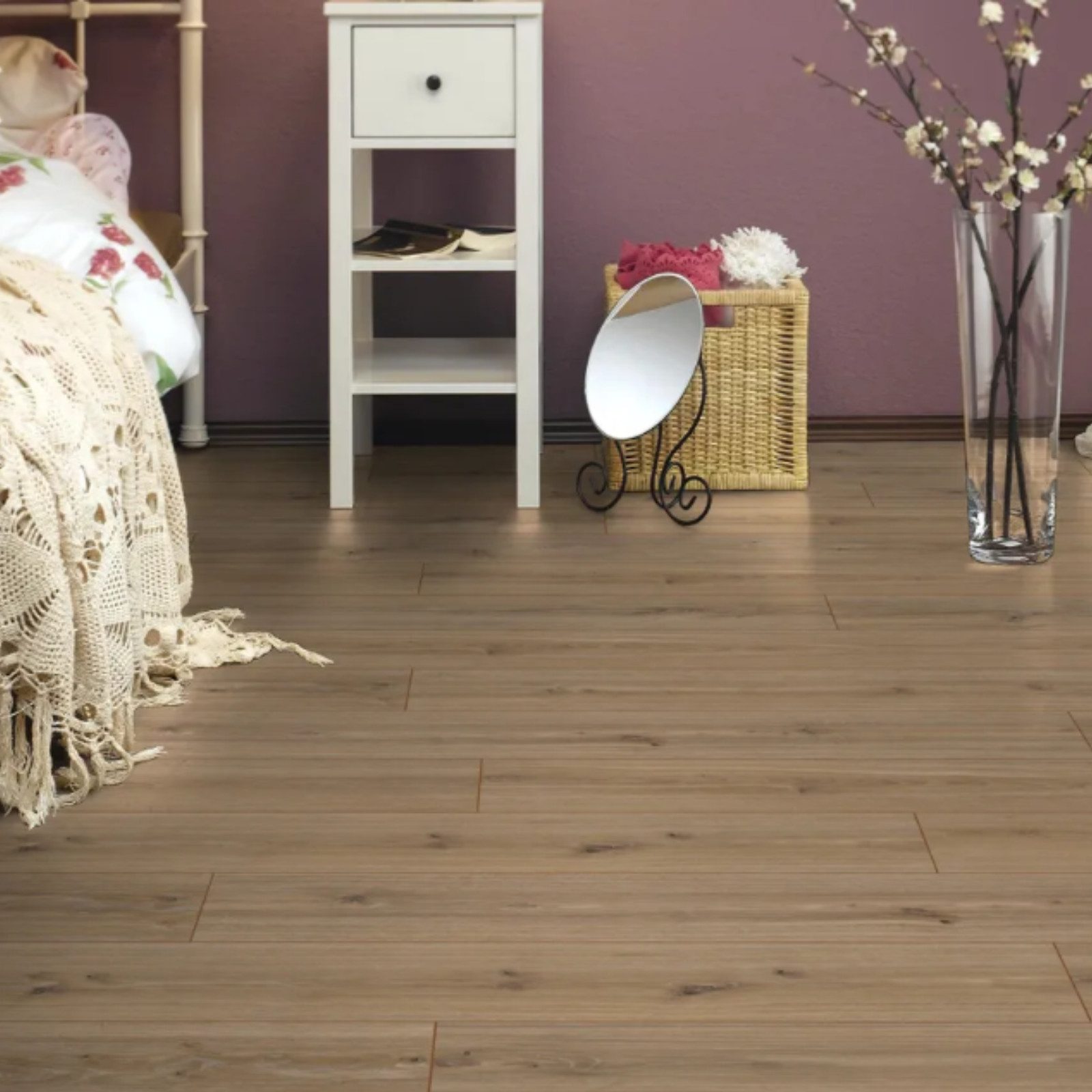 HORI Laminat HORI Laminat Holz, Boden für Wohnräume, einfache Verlegung langlebig, 5 St., Laminat Eiche mit HDF-Trägerplatte, Royal Versailles, Der blaue Engel