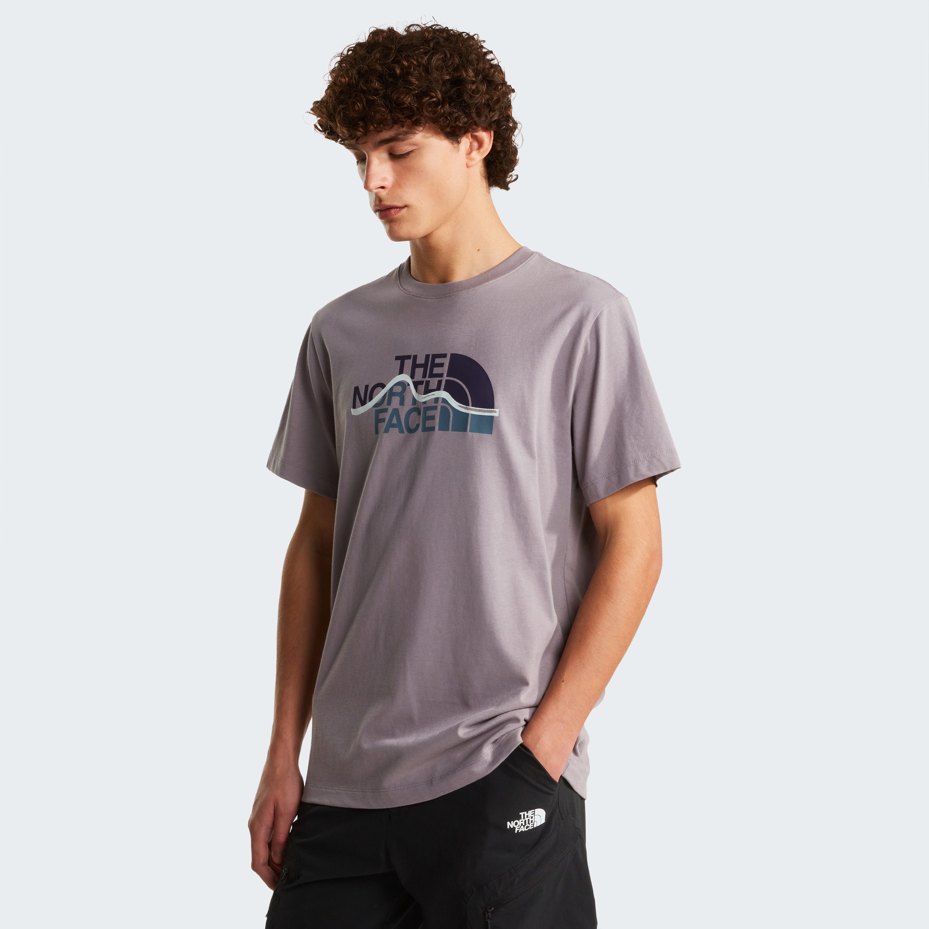 The North Face T-Shirt M MOUNTAIN LINE REGULAR SHORT SLEEVE TEE normale Passform, Kurzarm, für Sport und Outdoor, aus Baumwolle