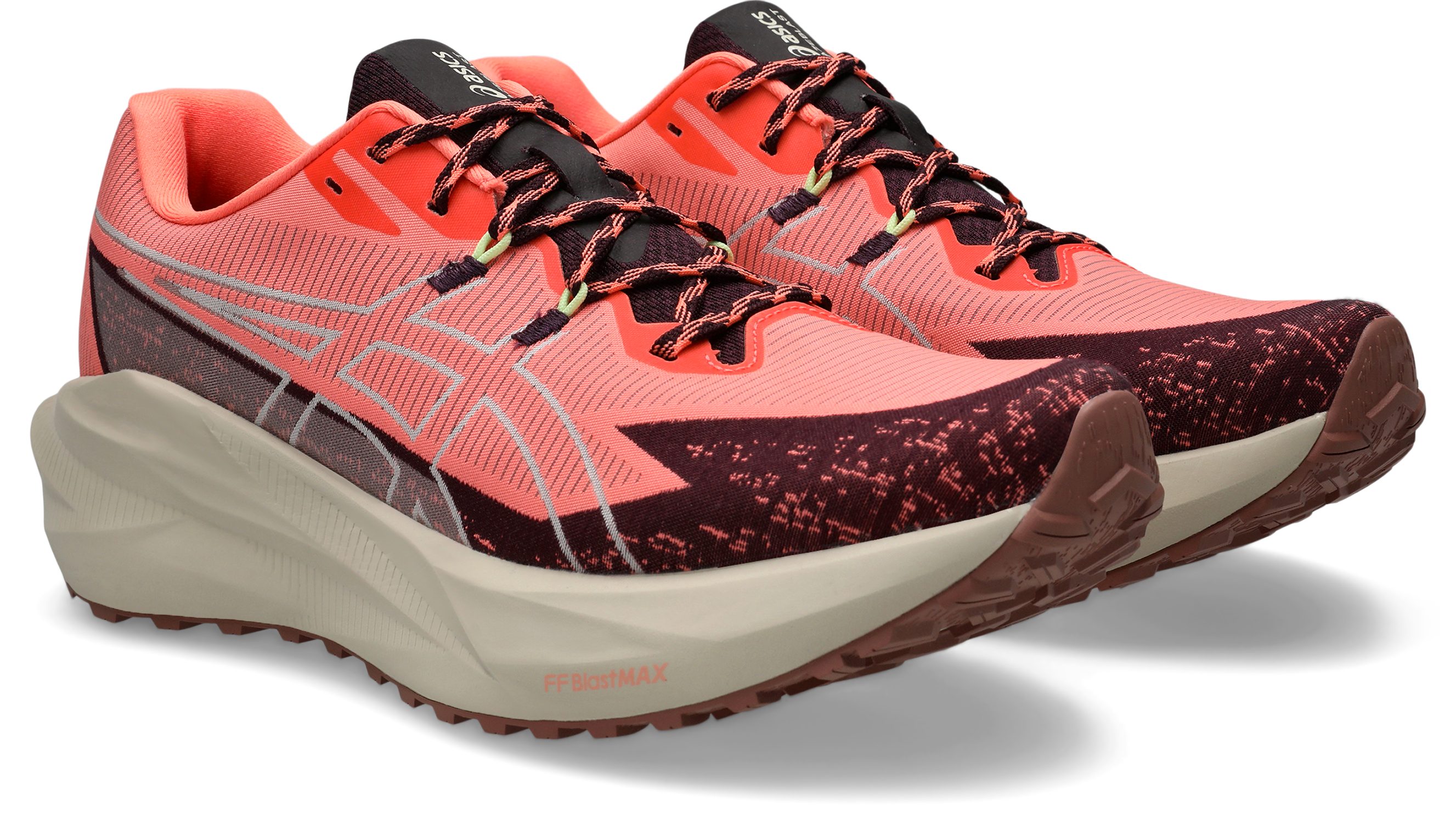 Asics BLAZEBLAST Trailrunningschuh für mehr Grip; besonders leicht