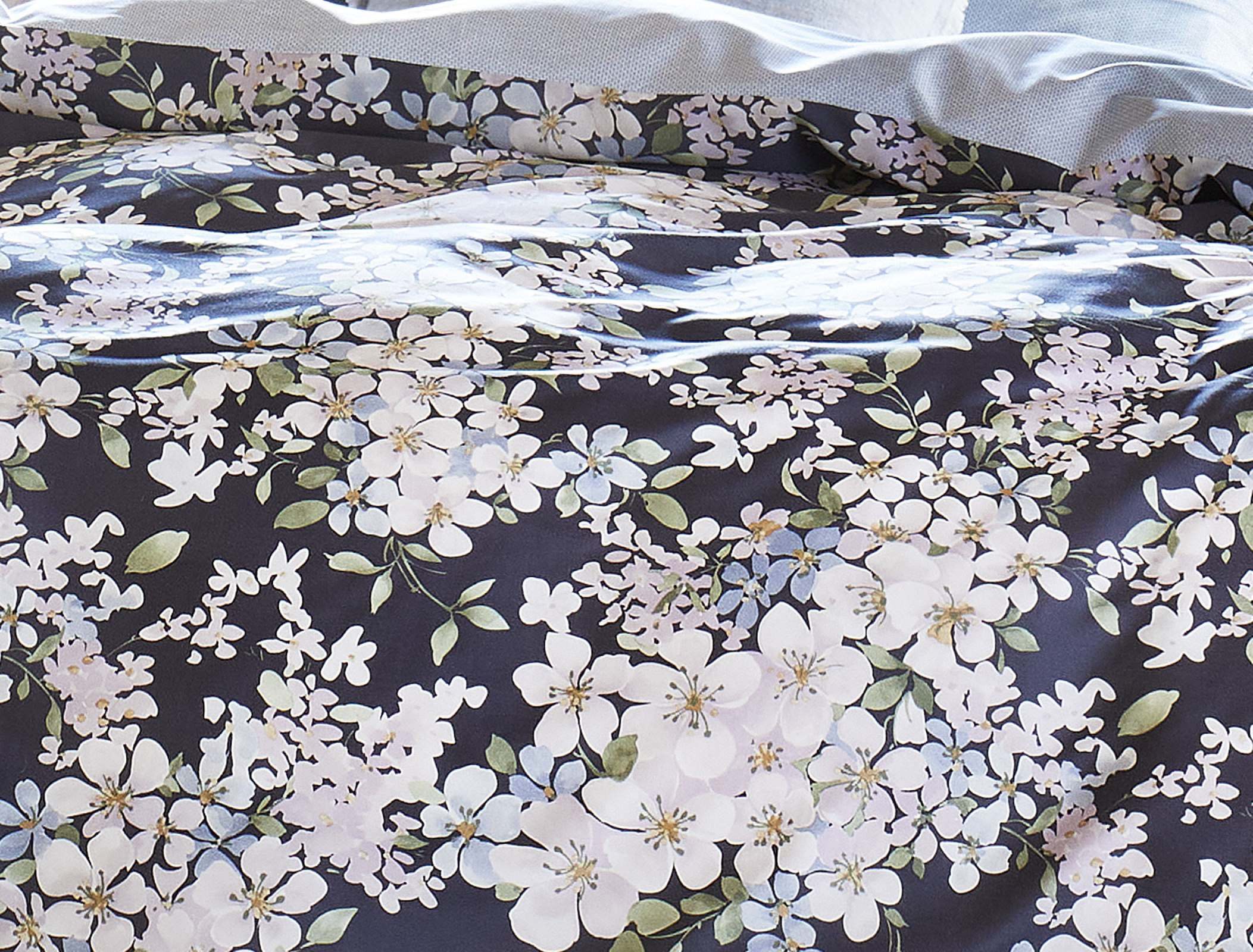 Irisette Bettwäsche Irisette Crown Mako-Satin Bettwäsche 155x220 Wende Blumen grau hellbla, Mako-Satin, 2 teilig