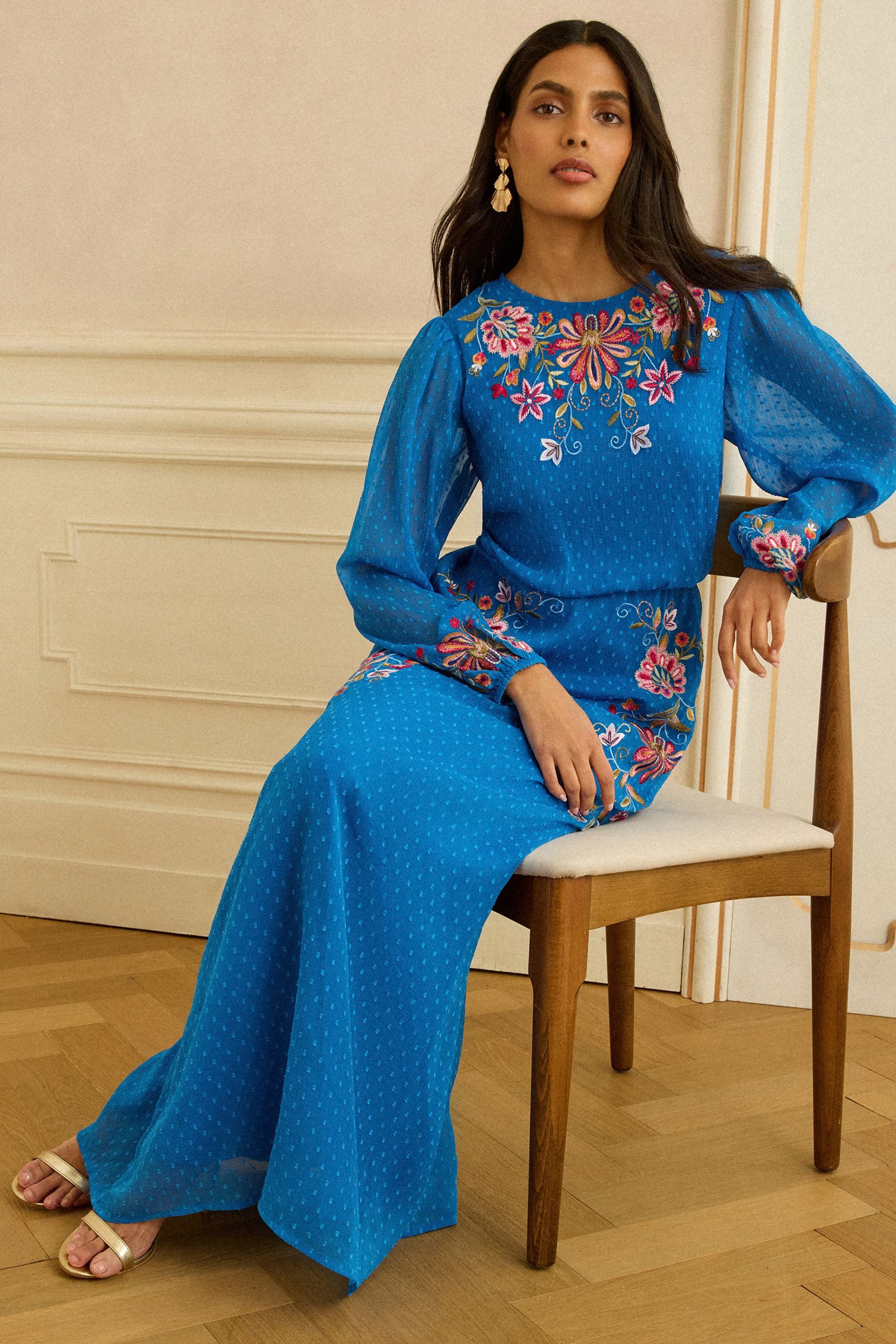 Love & Roses Maxikleid Love & Roses Maxikleid mit Stickerei, Regular (1-tlg) – Bild 4 von 4
