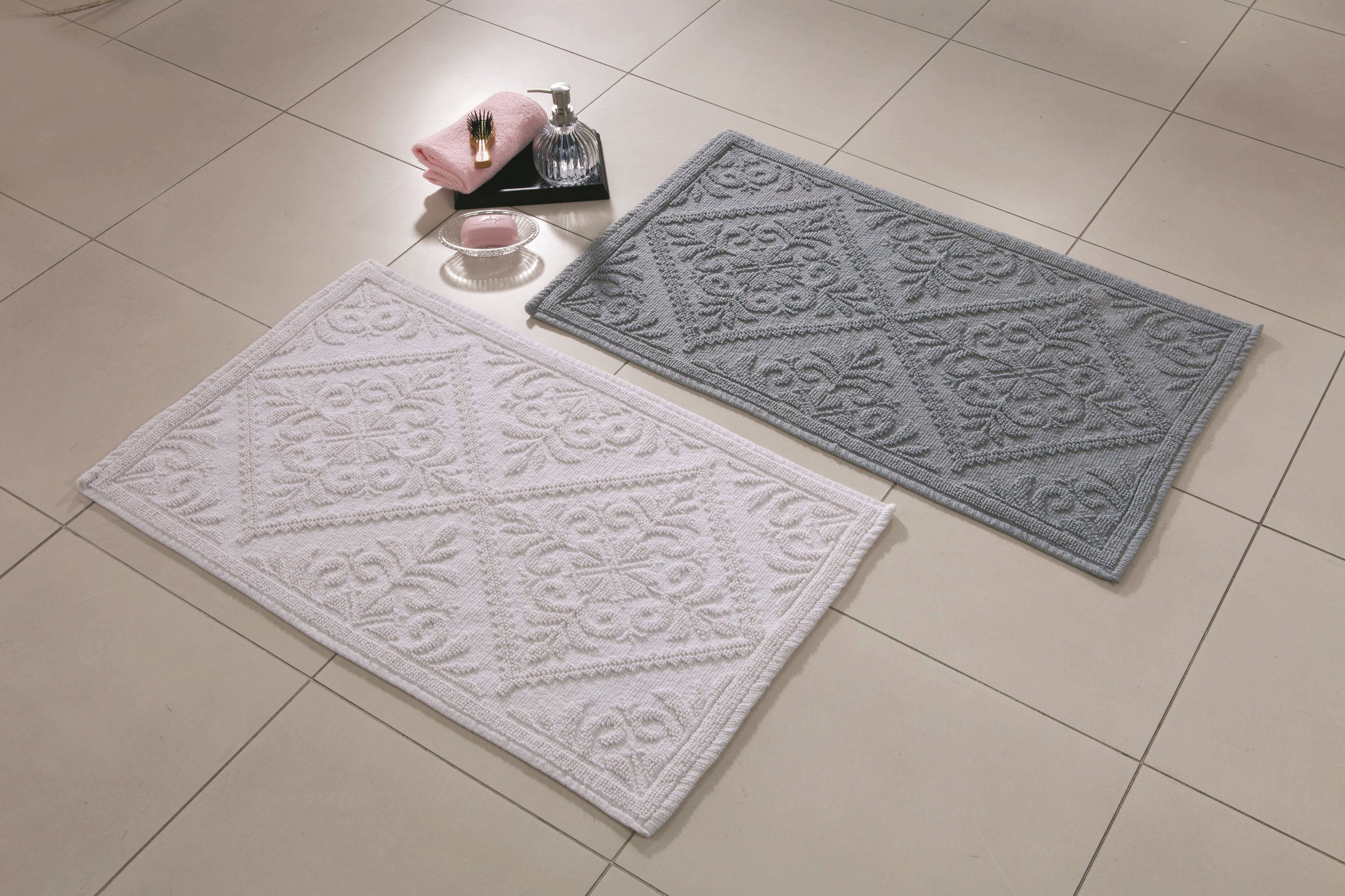 spirella Badematte MOA, Höhe 4 mm, Badteppich mit erhabenem Muster, 100% Baumwolle, Anti-Rutsch Beschichtung, Größe 50x80 cm, Für Fußbodenheizung geeignet, Waschbar 40°, Baumwolle, rechteckig