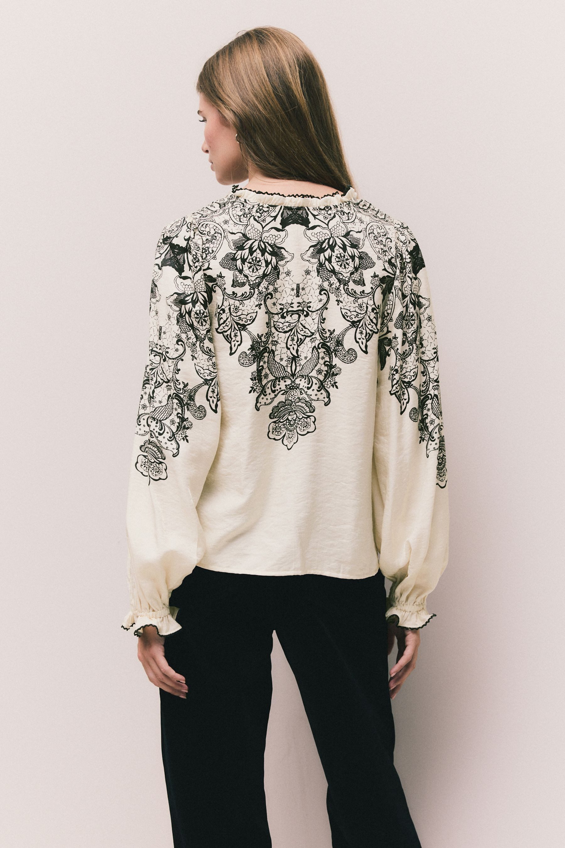 Next Rüschenbluse Rüschenbluse mit Spitzenbesatz und günstig online kaufen