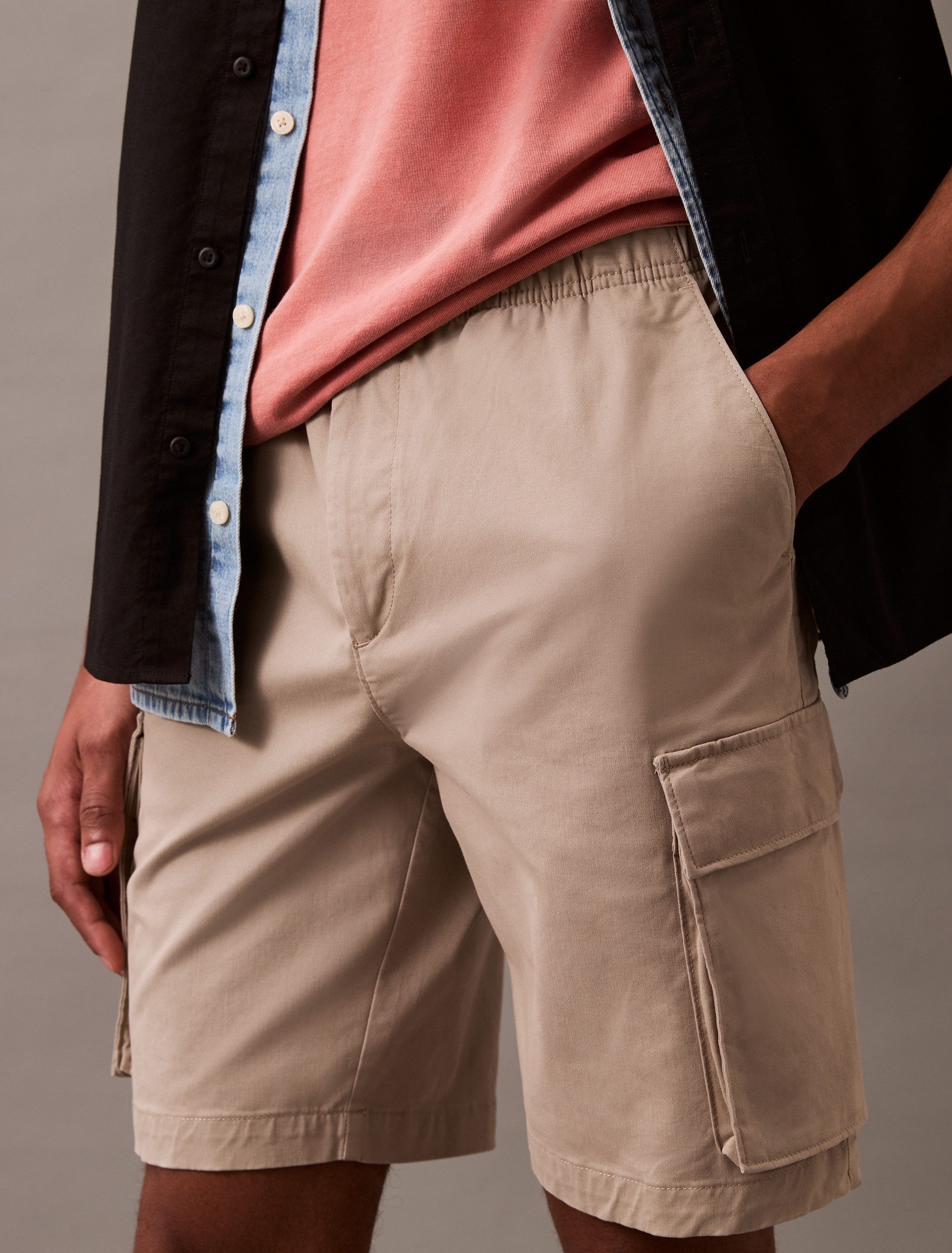 Calvin Klein Jeans Cargoshorts 9" COTTON PULL ON CARGO SHORT Mit Gürtelschl günstig online kaufen