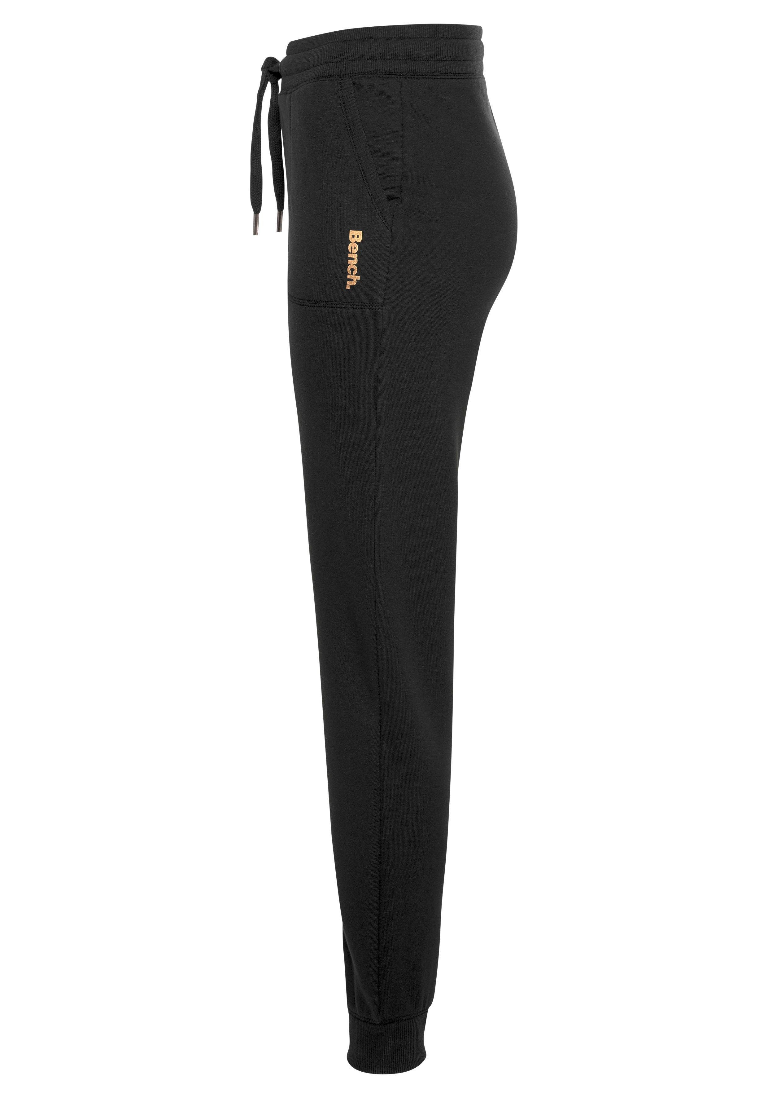 Bench. Loungewear Loungehose mit aufgesetzten Taschen, Loungewear