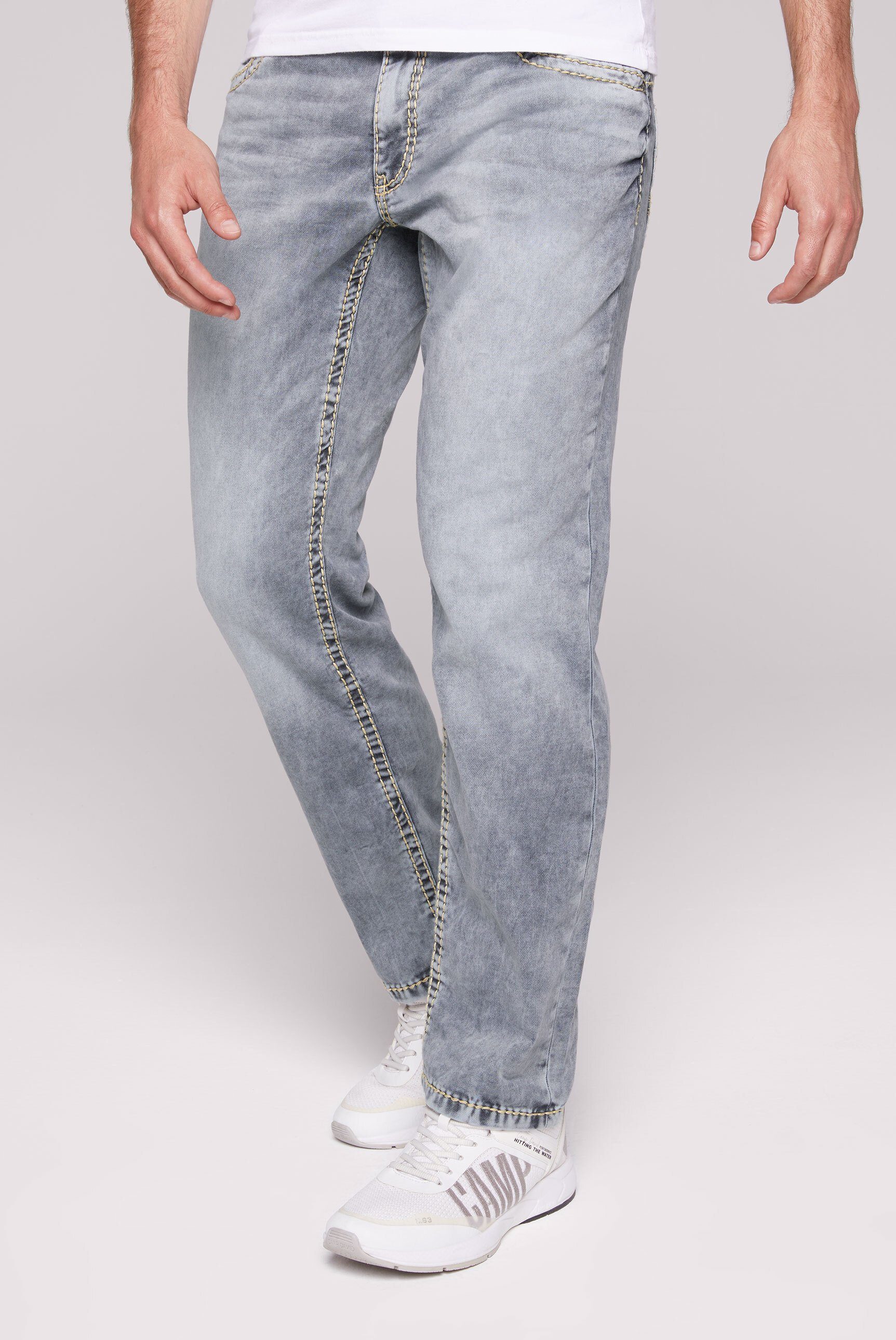 CAMP DAVID Comfort-fit-Jeans mit breiten Nähten, Leibhöhe: vorne niedrig,  hinten hoch