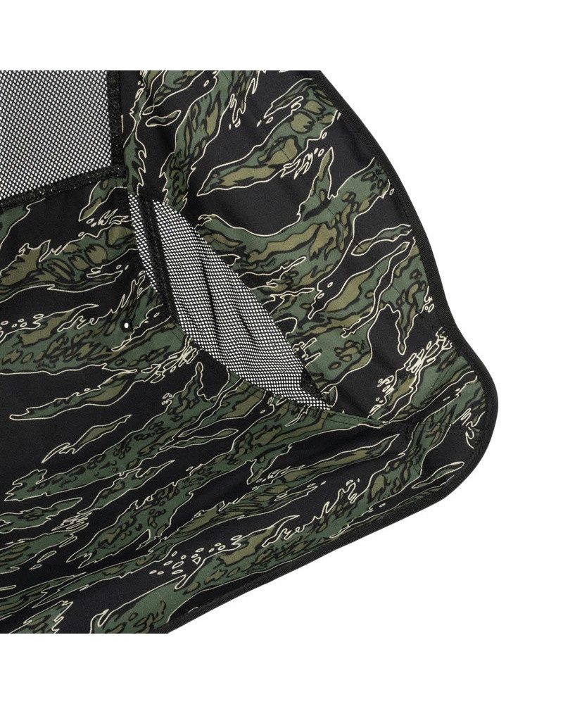 Helinox Campingstuhl Savanna Chair (größere Rückenlehne, breiterer Sitz) schwarz/grün/camo