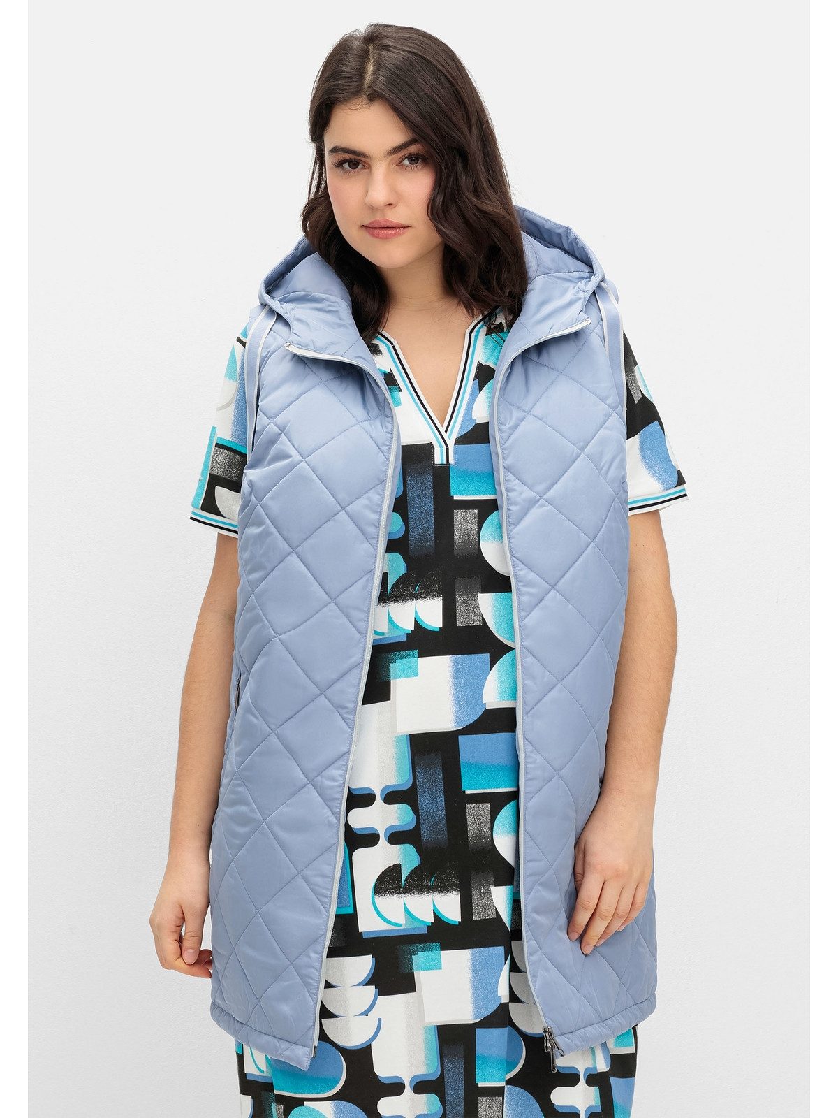 Sheego Longweste Große Größen mit Kapuze und Kontrastdetails