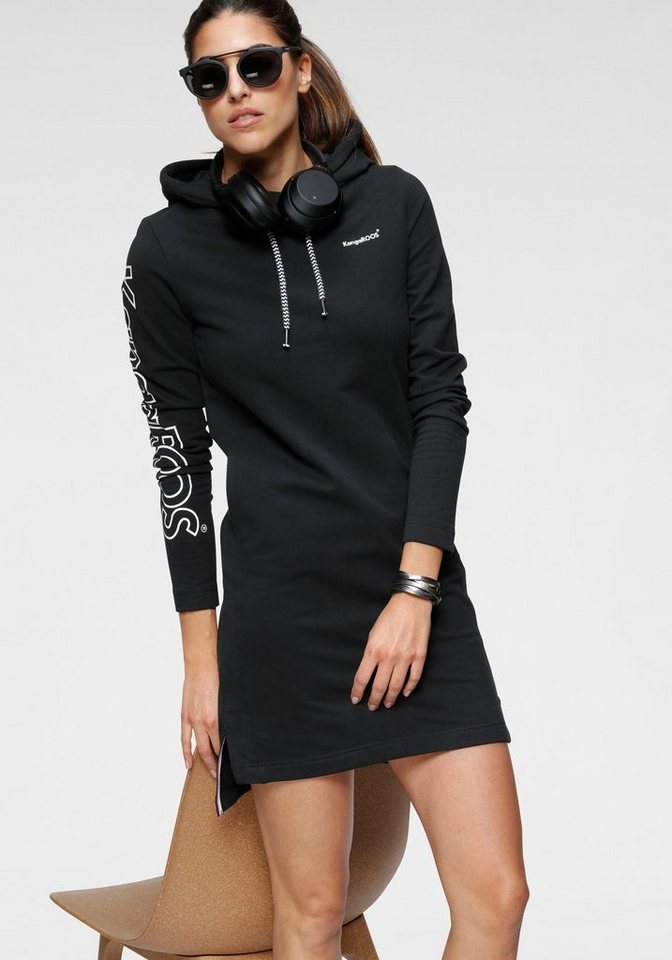 KangaROOS Sweatkleid mit Kapuze & großem Schriftzug-Druck am Arm in schwarz