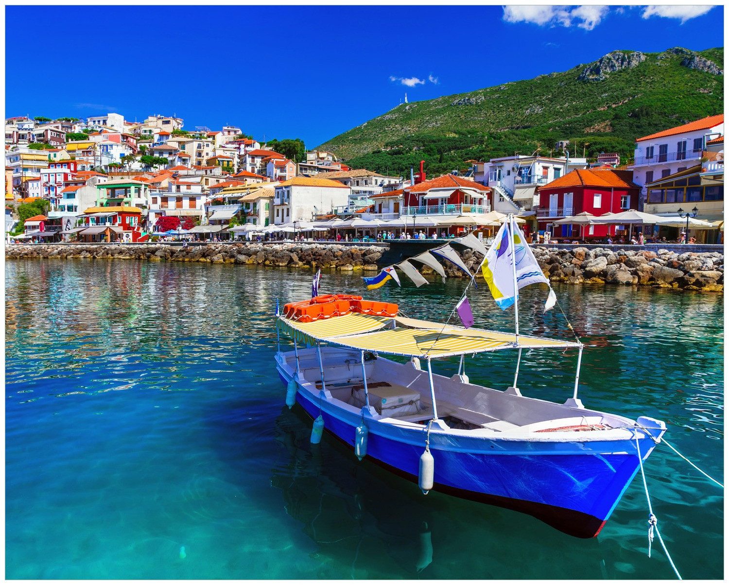 Wallario Poster, Fischerboot im Hafen, in verschiedenen Ausführungen