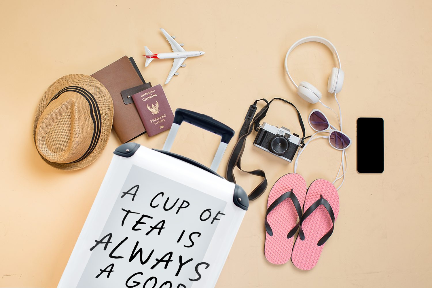Tee Handgepäckkoffer mit Tee, rollen, Tasse ist Trolley, 4 Ferien, Idee Reisekoffer gute Rollen, MuchoWow Sprichwörter - eine Zitate - Handgepäck Eine Reisetasche für - immer