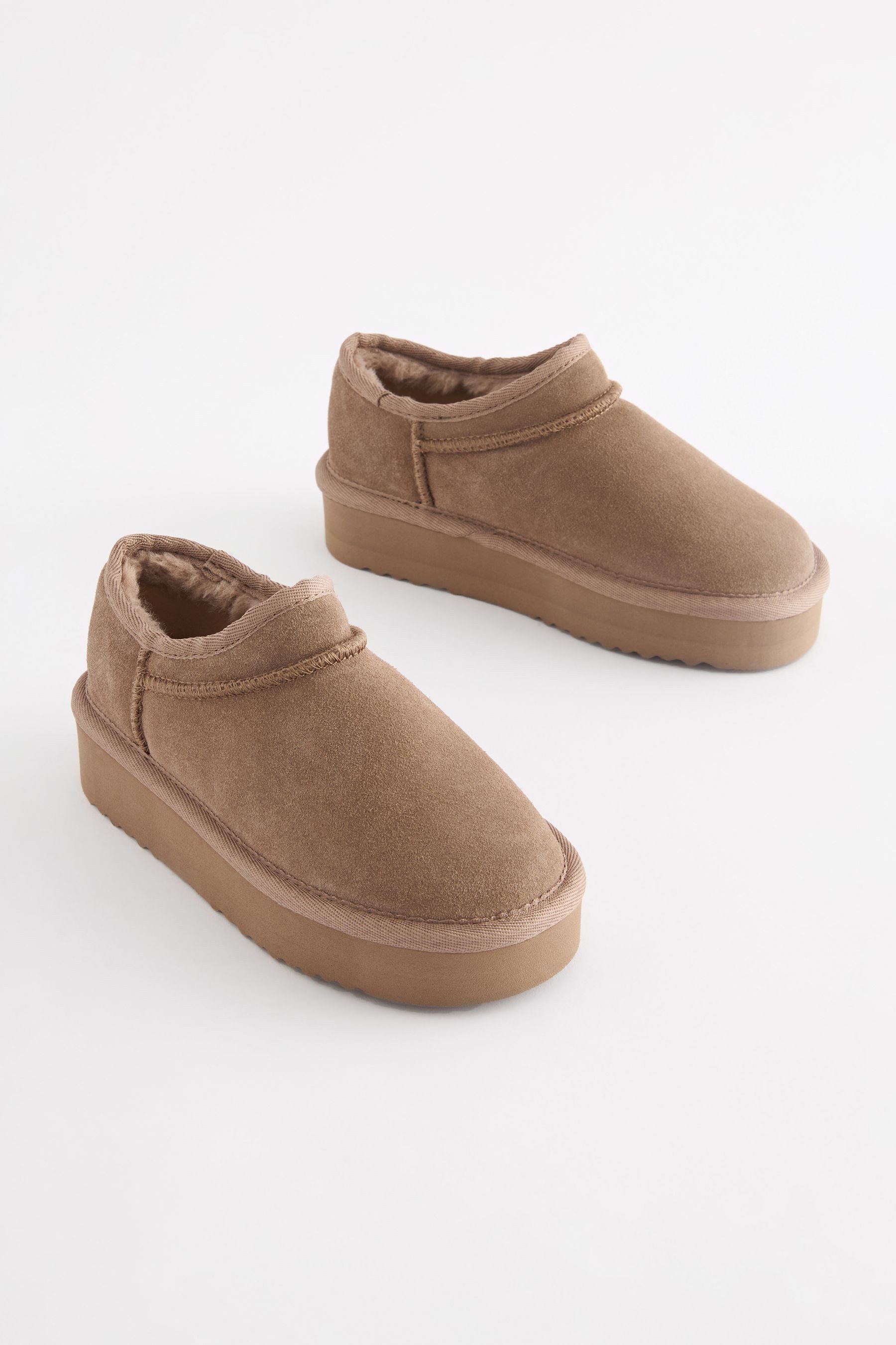 Next Plateau-Pumps aus Veloursleder Stiefelette (1-tlg)