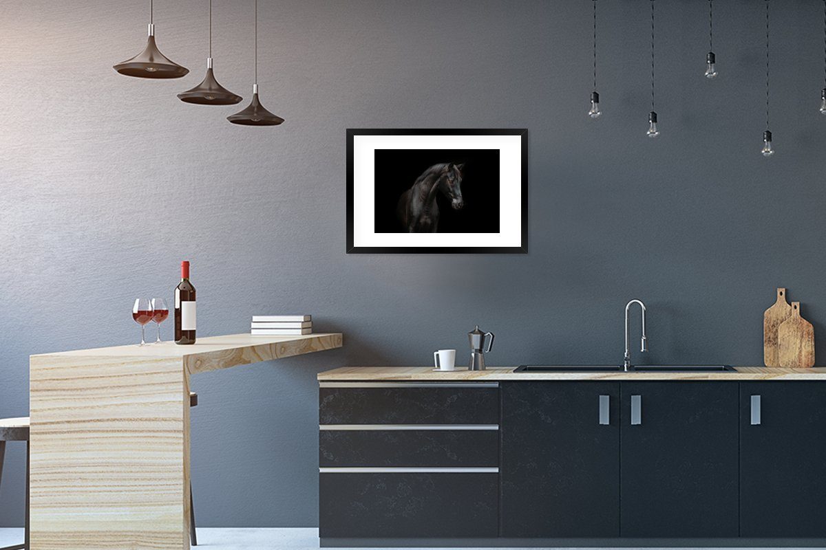 MuchoWow Poster Pferd - Tier - Schwarz, (1 St), mit Rahmen, Kunstdruck, Gerahmtes Poster, Schwarzem Bilderrahmen | Poster