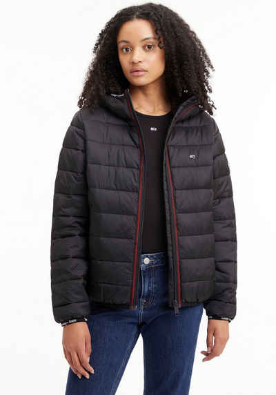 Tommy Jeans Steppjacke TJW QUILTED TAPE HOODED JACKET mit Tommy Jeans Branding-Bündchen