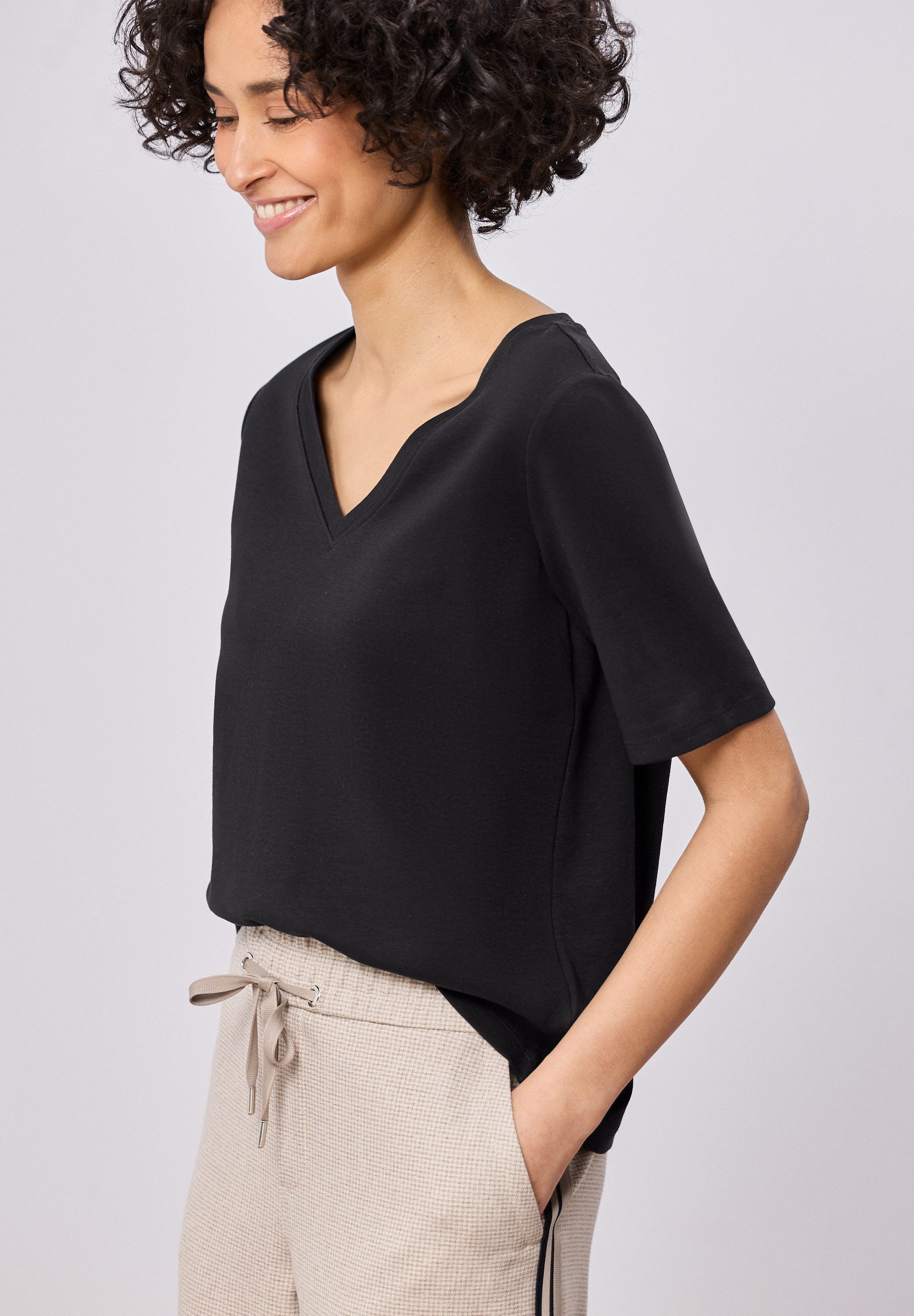 STREET ONE V-Shirt aus reiner Baumwolle
