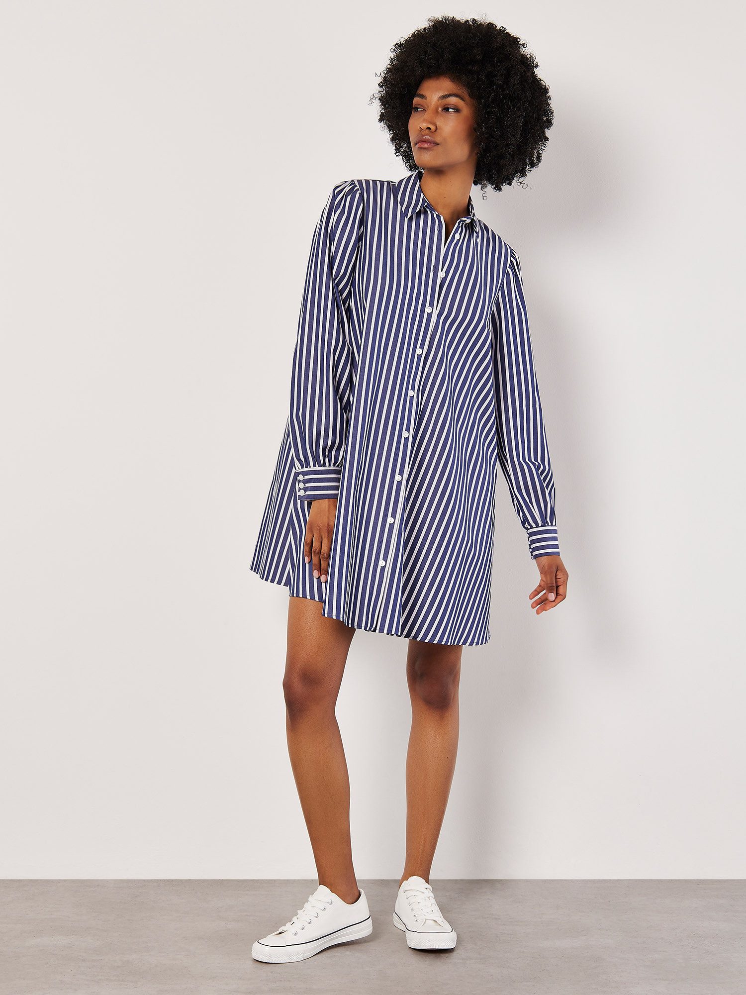 Apricot Druckkleid gestreiftes Hemdkleid (1-tlg) mit leichten Puffärmeln günstig online kaufen