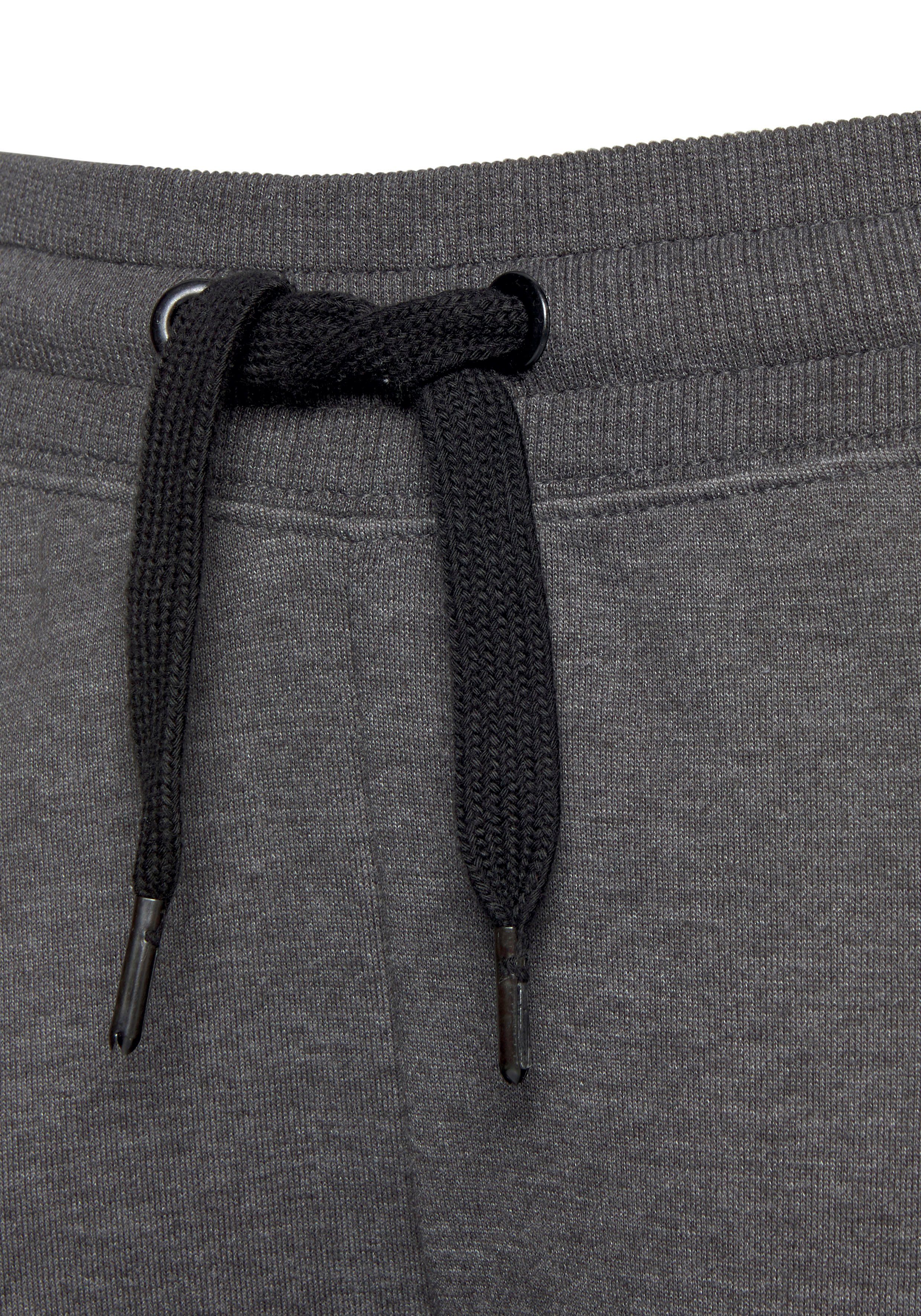 Bench. Loungewear Sweathose mit Seitenstreifen Bein, Loungeanzug anthrazit-meliert-schwarz und schmalem