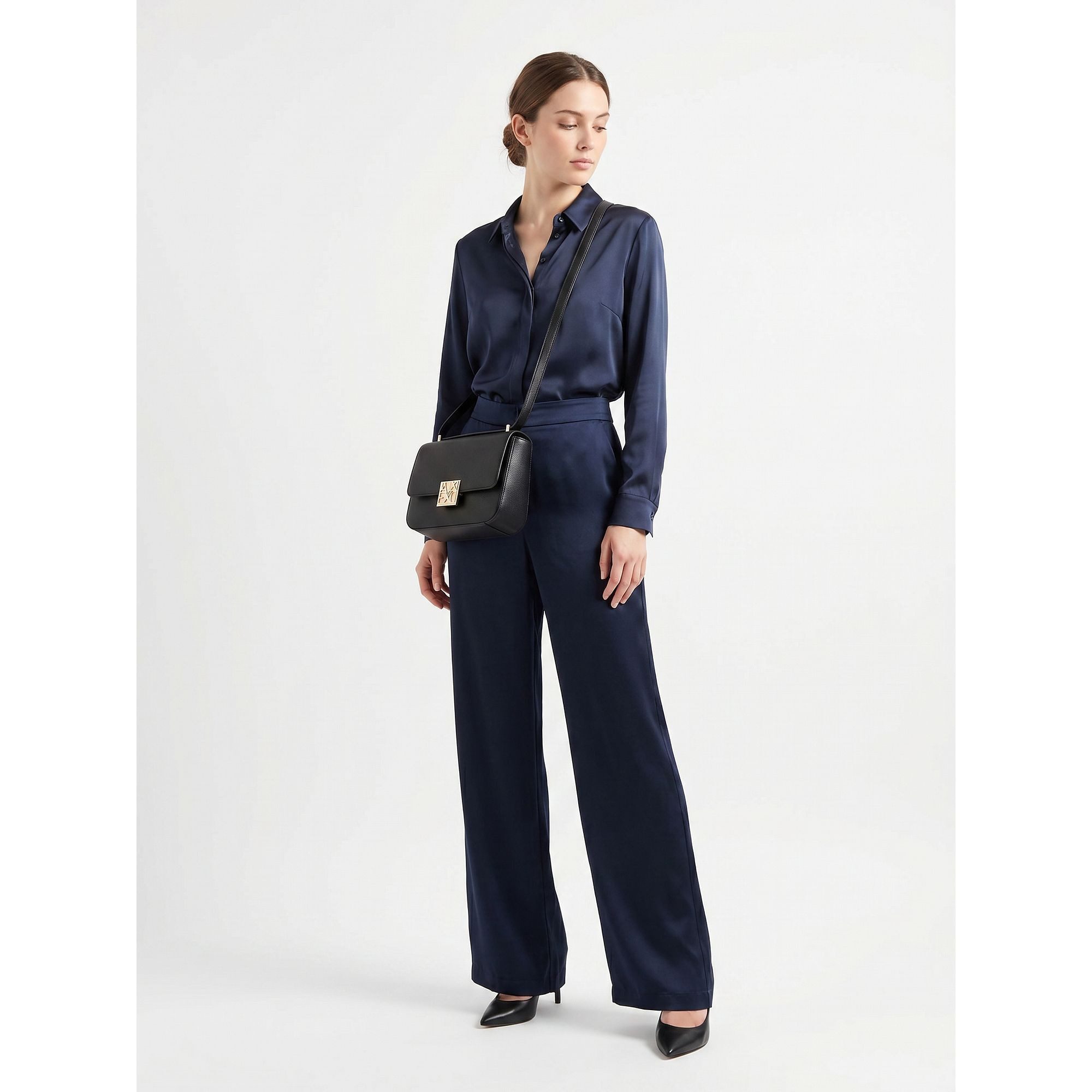 ARMANI EXCHANGE Umhängetasche Amy, Polyurethan