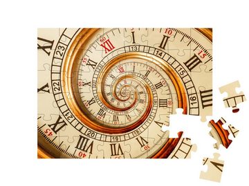 puzzleYOU Puzzle Antike goldene Uhr in Spiralenform, 48 Puzzleteile, puzzleYOU-Kollektionen Uhren