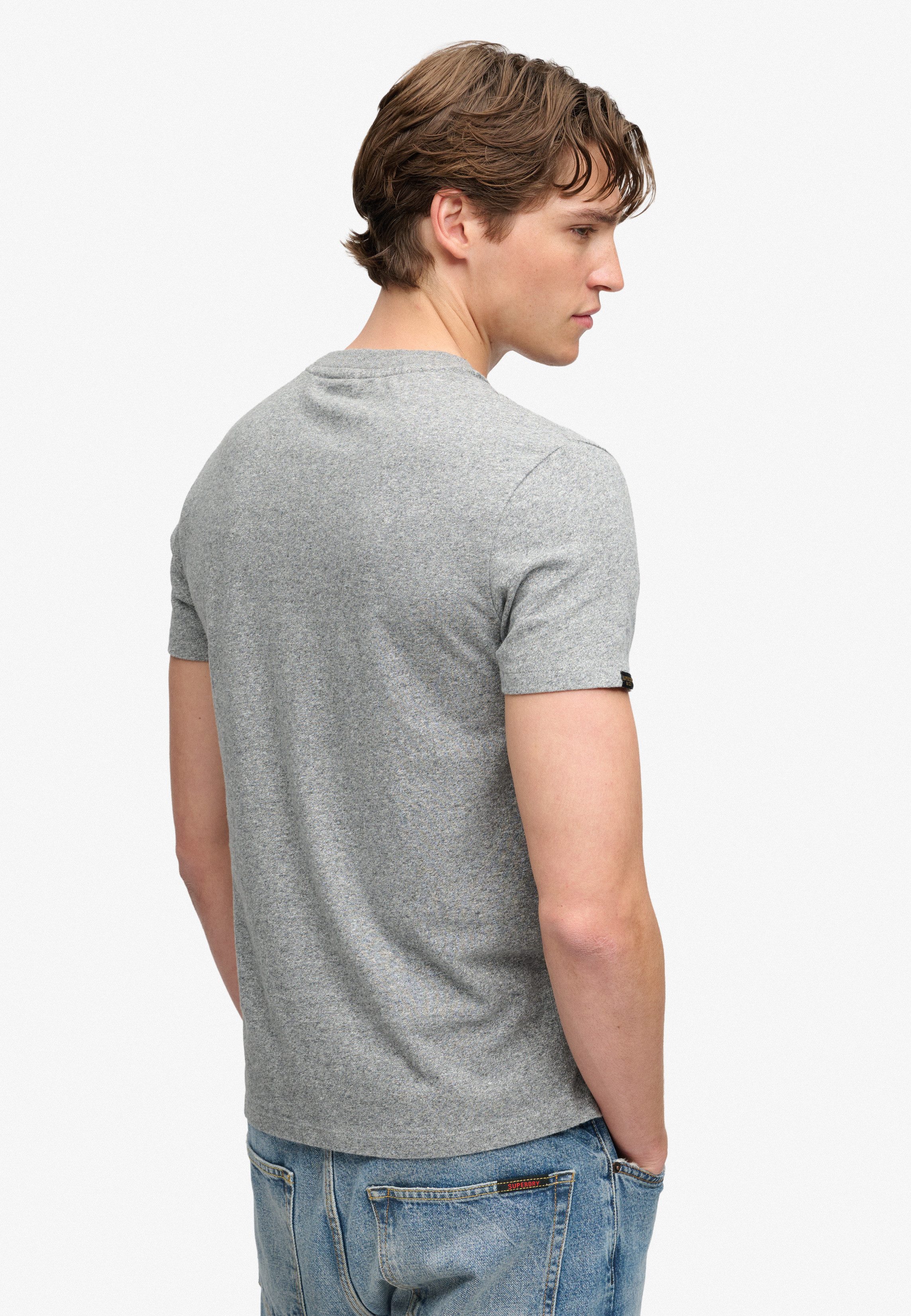 Superdry Rundhalsshirt ESSENTIAL SDCO LOGO EMB TEE Baumwolle, regular fit