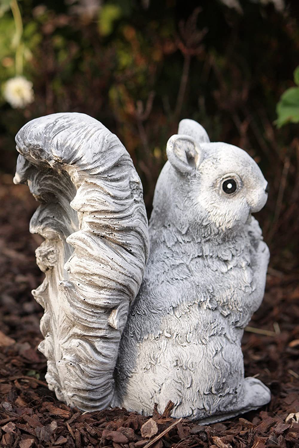 Stone and Style Gartenfigur Frostfeste Steinfigur Eichhörnchen stehend – Bild 2 von 4
