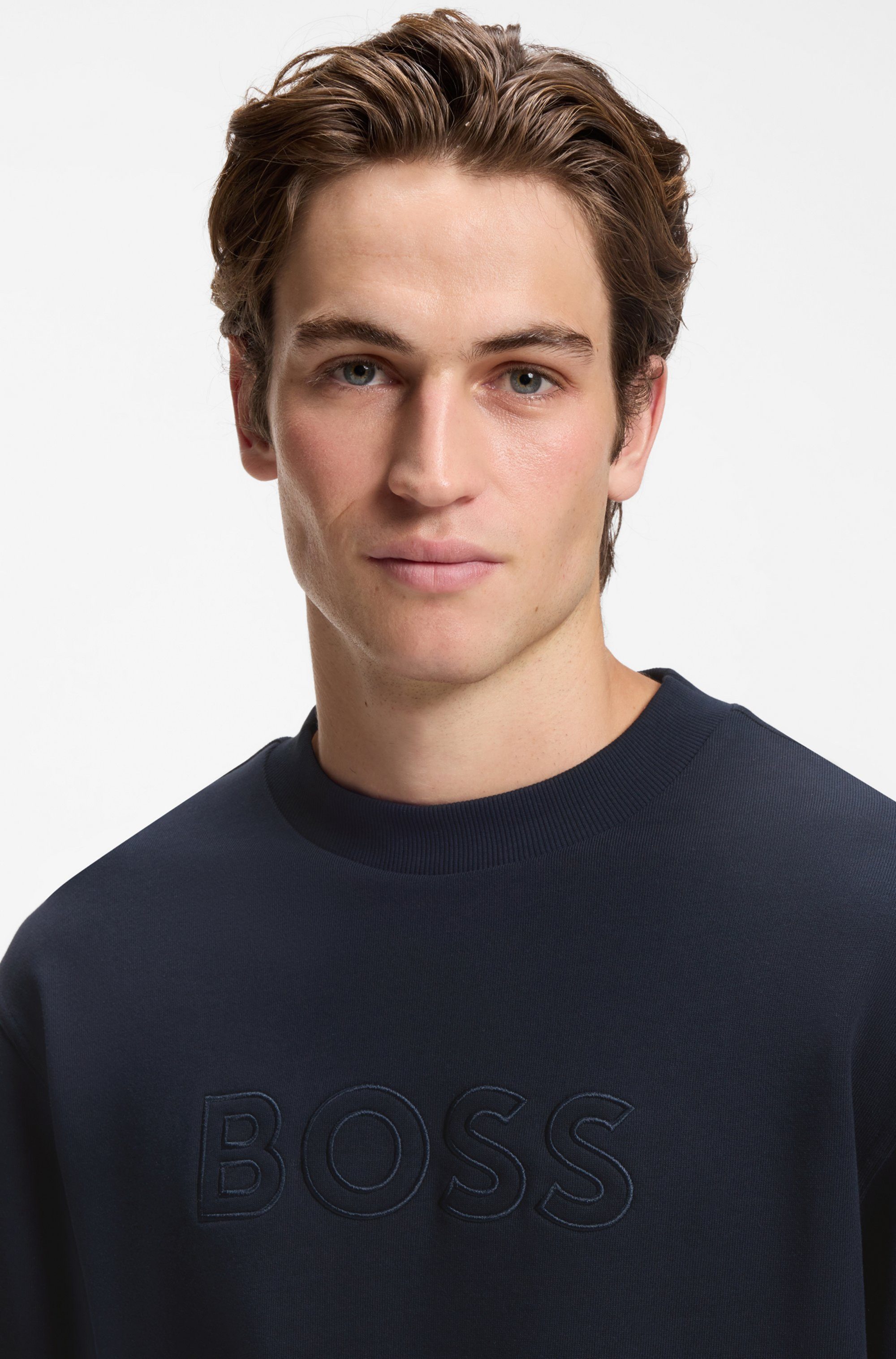 BOSS ORANGE Sweatshirt Rundhalsausschnitt, Relaxed Fit, große Logo-Stickerei