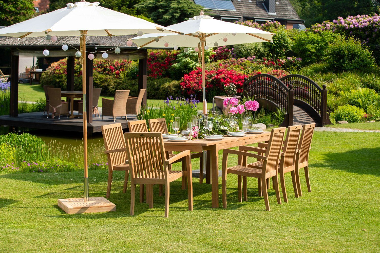 Kai Wiechmann Gartenstuhl Teak Stapelsessel wetterfest, unbehandelt & platzsparend, ergonomisch geformter Teak Gartenstapelstuhl