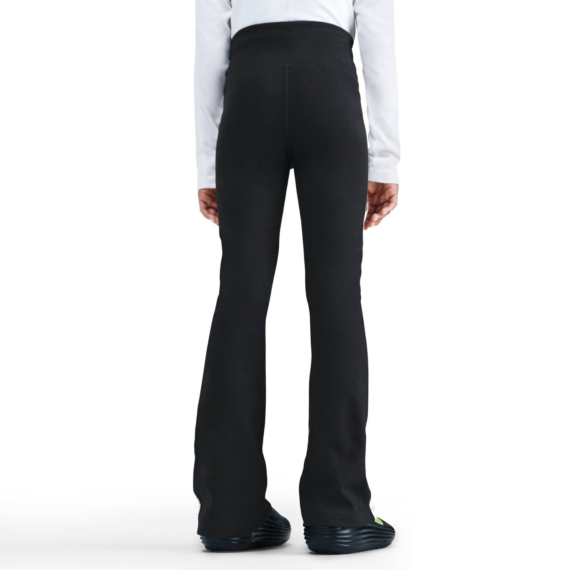 Nike Sportswear Shorts G NSW CLSSC TGHT FLARE GX STAR für Mädchen und Jugendliche