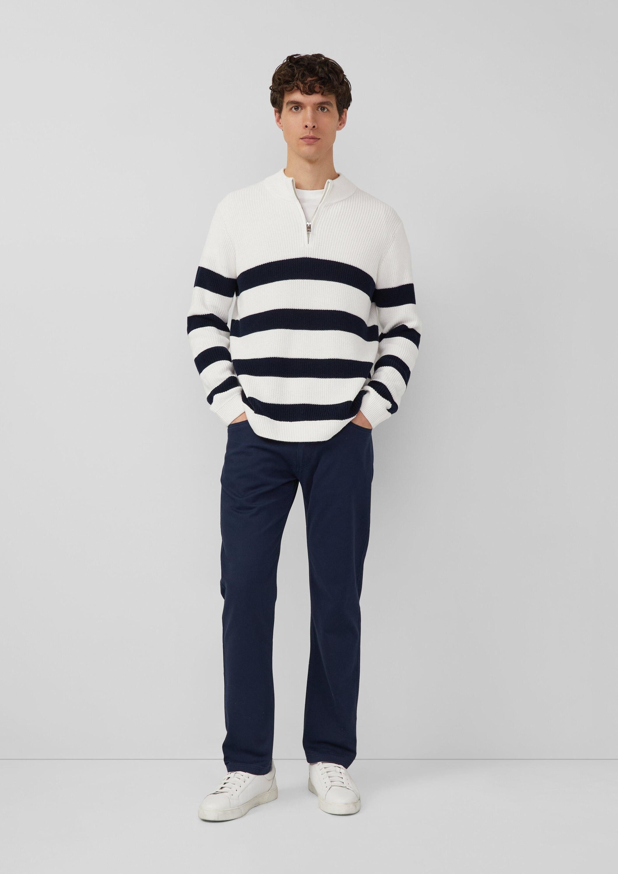 s.Oliver Chinos Hose Straight-Leg Five-Pocket Hose aus Baumwollstretch mit Waschung