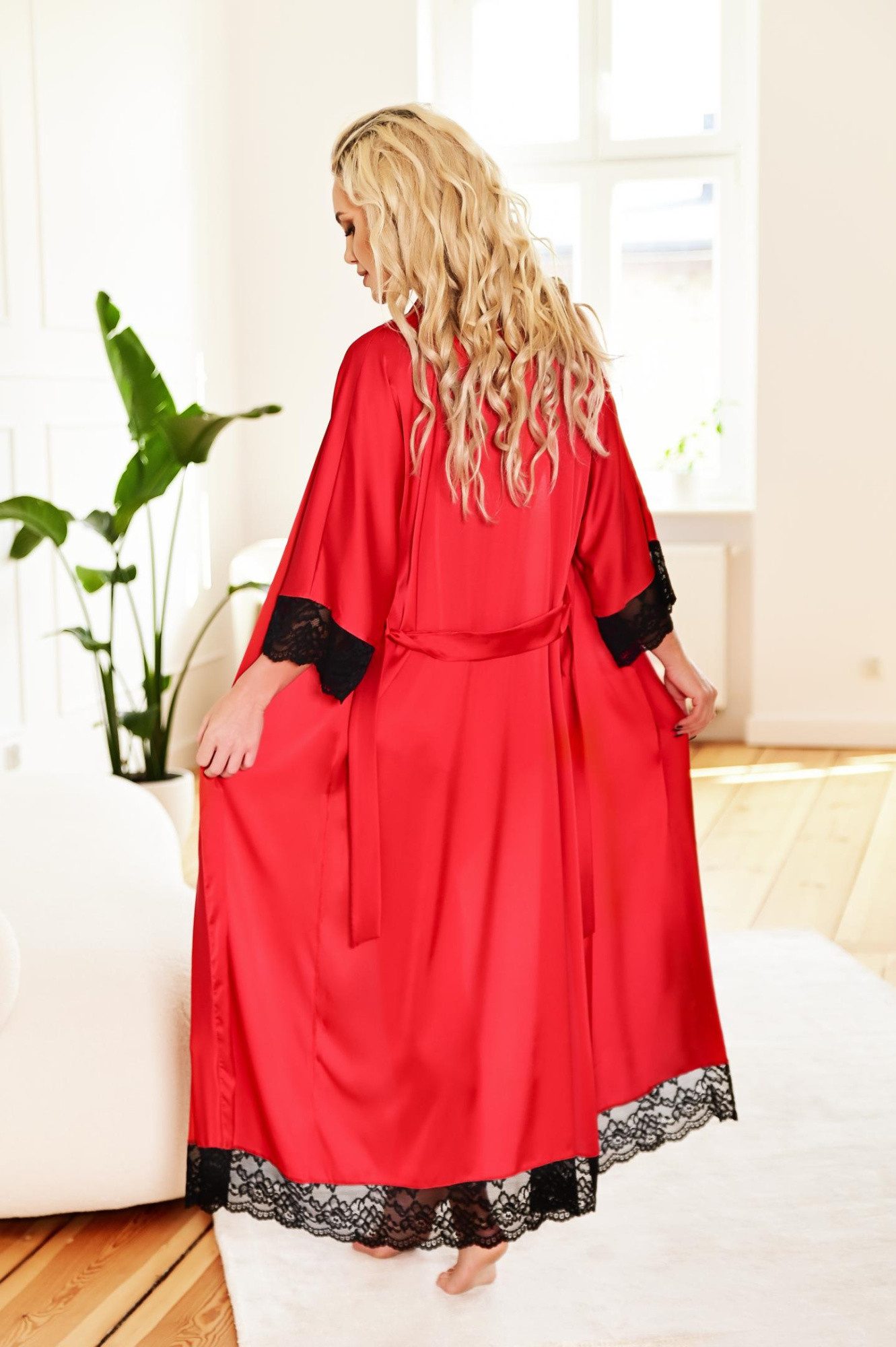 Kalimo Babydollkleid Rot/schwarzer Damen Morgenmantel aus Satin Material und Spitze blickdi