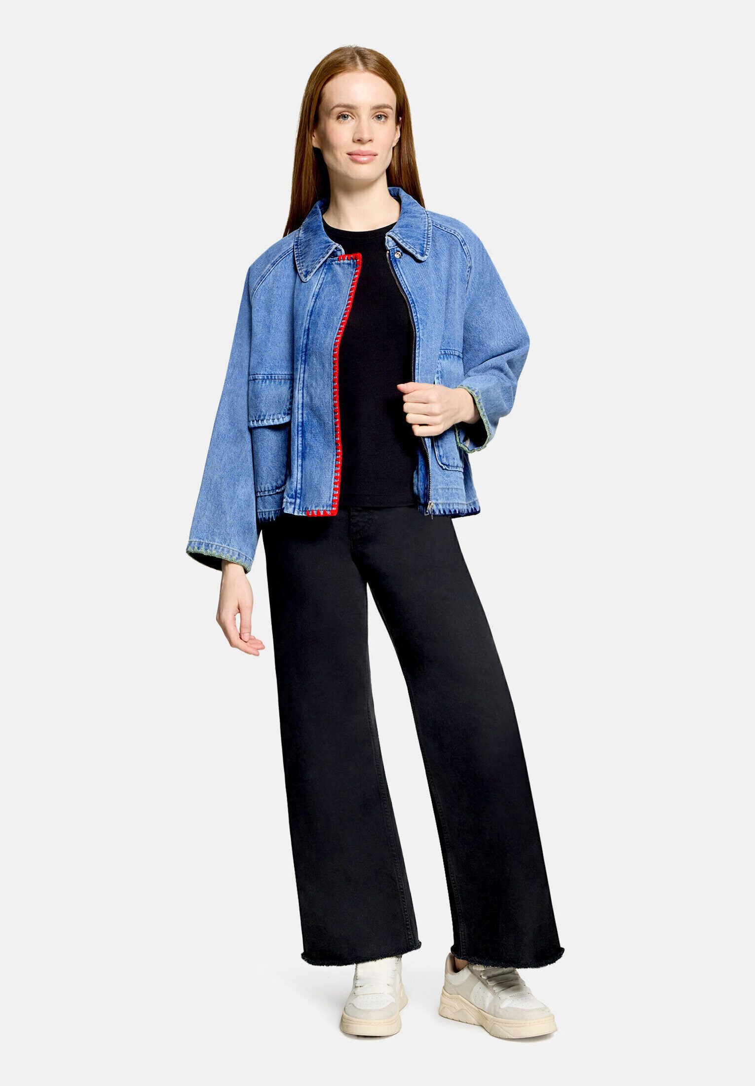 Amber & June Jeansjacke Damen mit aufgesetzten Taschen