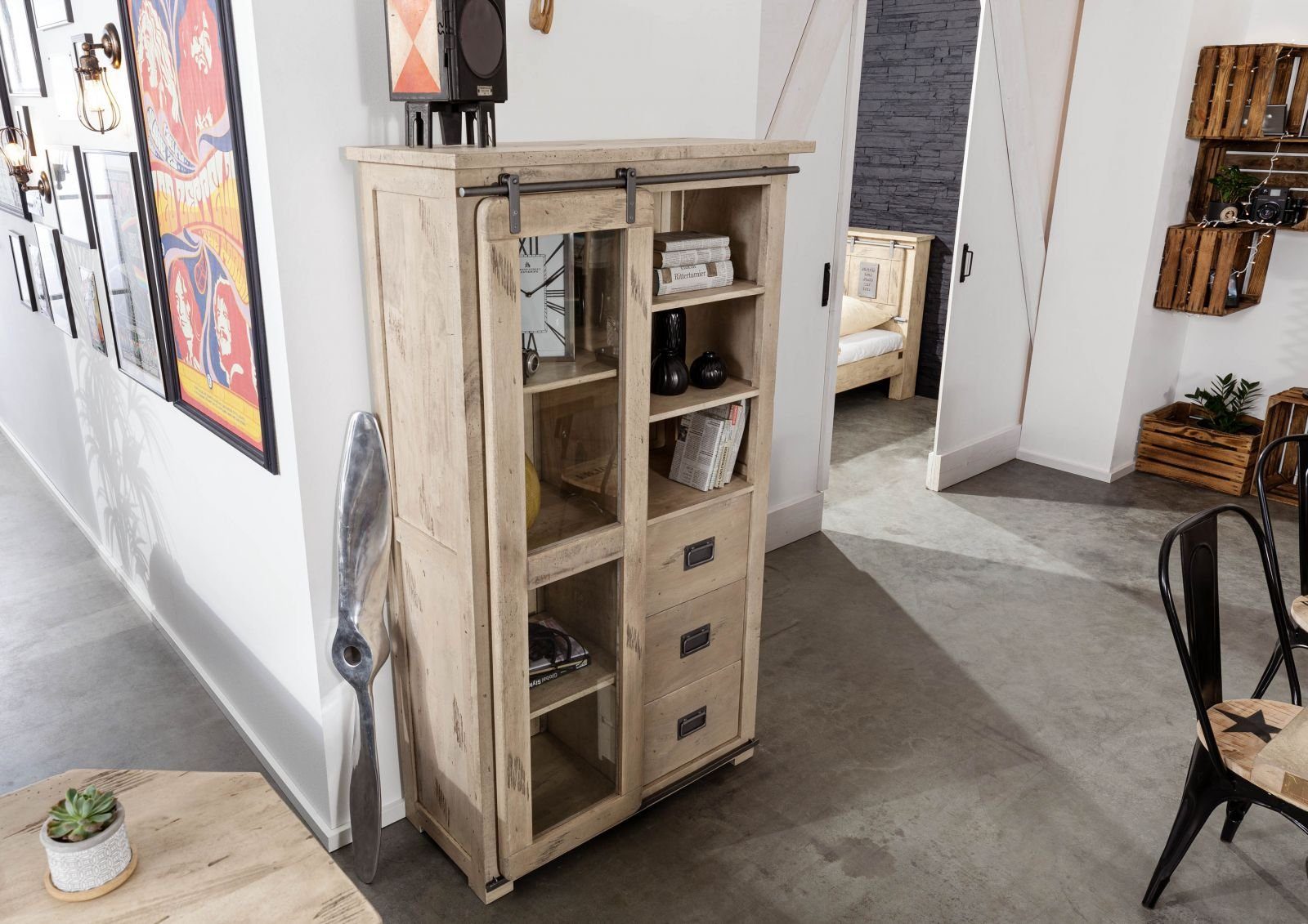 Massivmoebel24 Standvitrine #326 (Vitrine Mango 100x45x175 günstig online kaufen