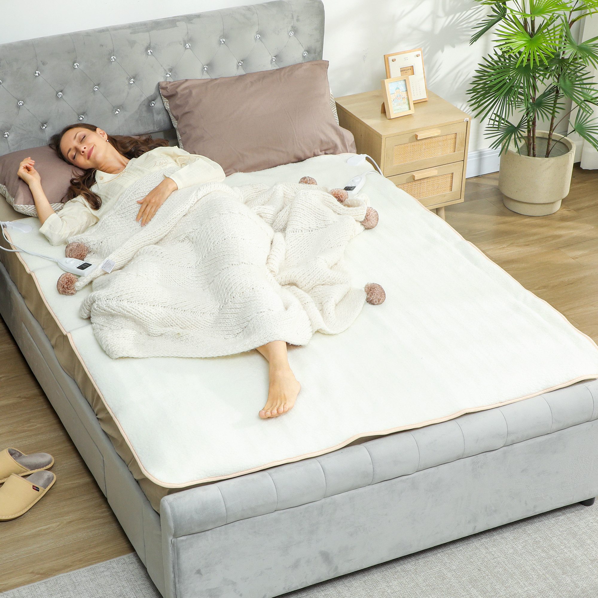 HOMCOM Heizdecke Kunst-Fleece, Polyesterfüllung, Wärmegeräte, 1-tlg., Kuscheldecken, 5 Heizstufen, Cremeweiß