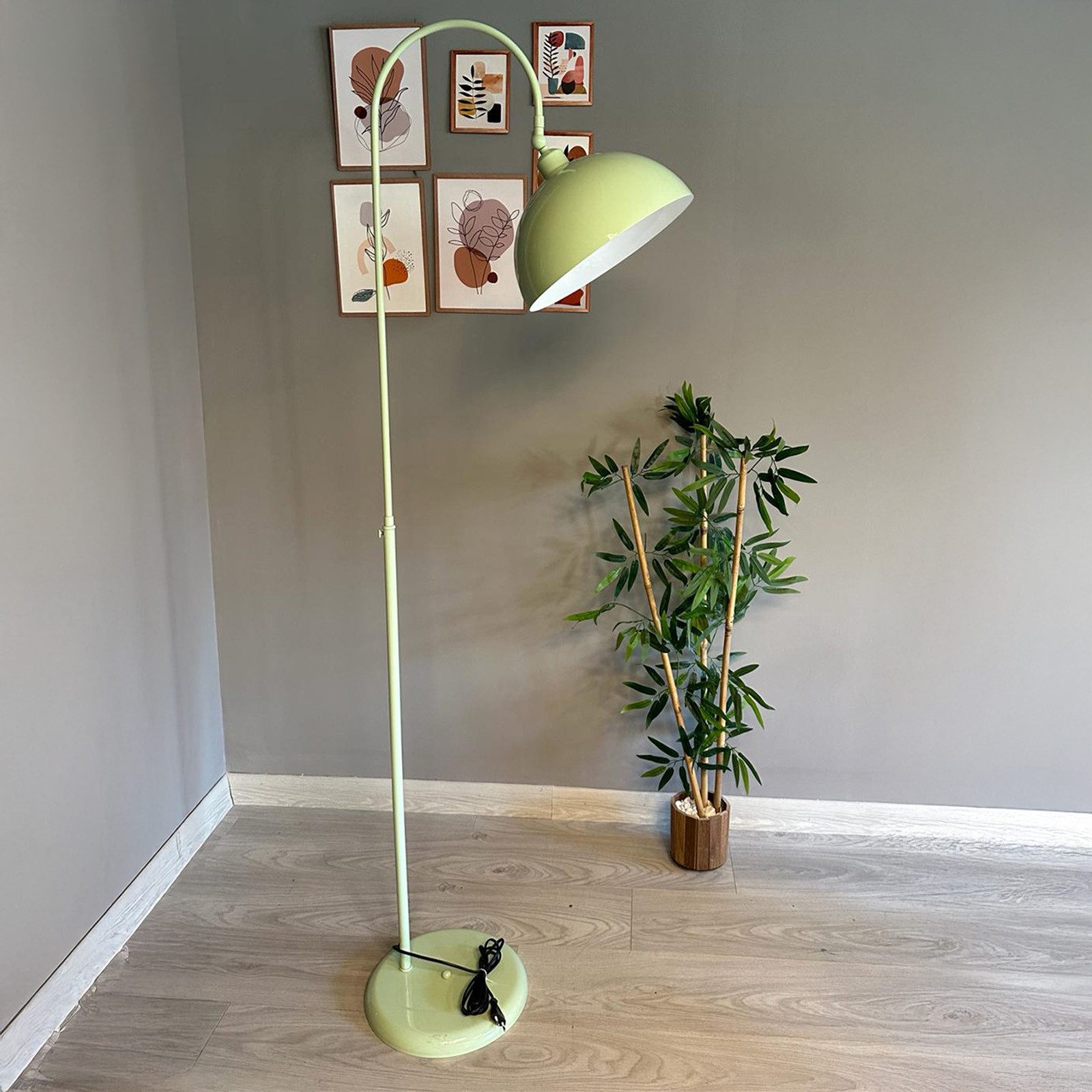 Bamyum Stehlampe Moderne Stehlampe aus Metall mit E27, verstellbarer Lampenschirm, ohne Leuchtmittel, E27, verstellbarer Lampenschirm, Stehluchte mit Ablage