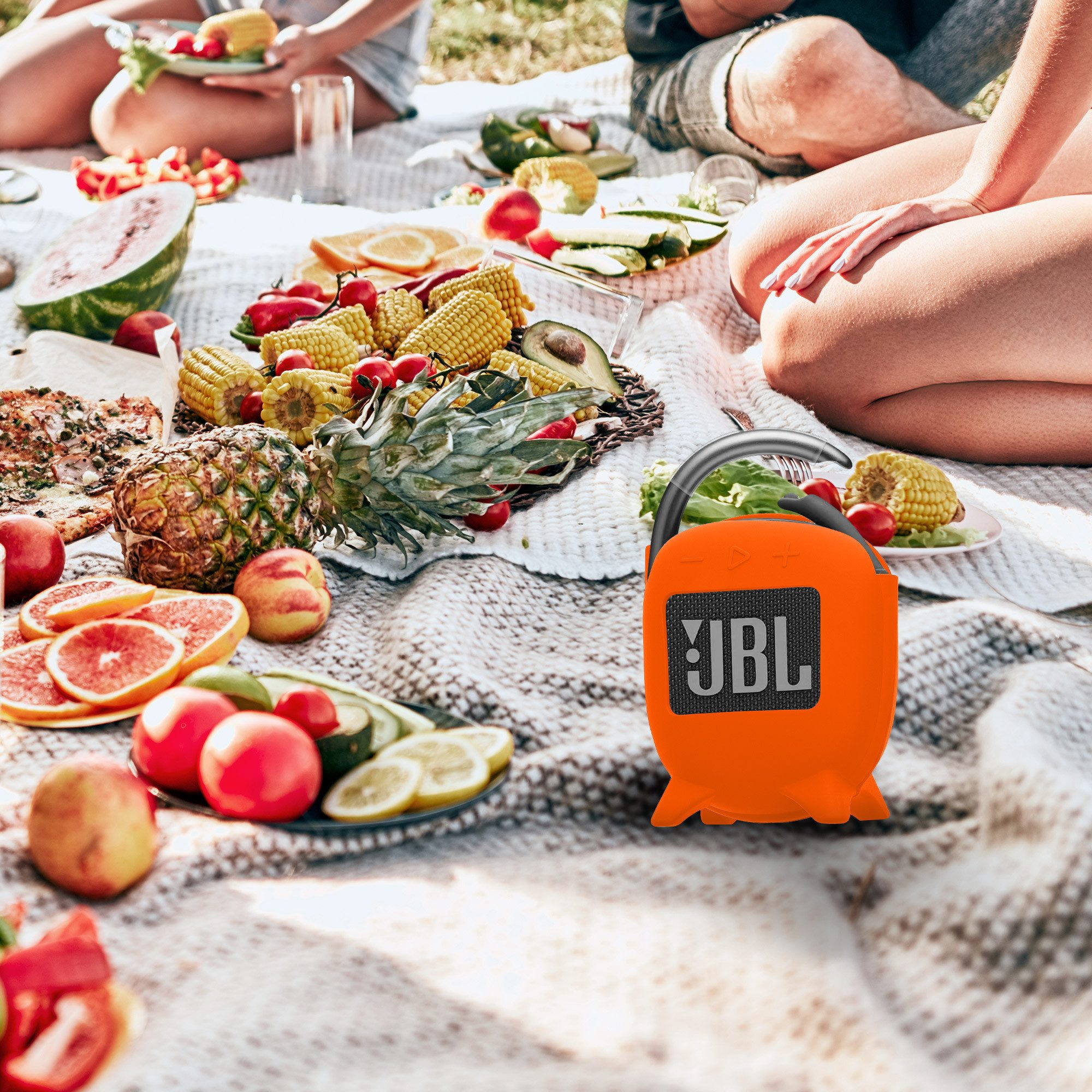 kwmobile Lautsprecher-Hülle Silikon Hülle für JBL Clip 4, Schutzhülle für Mini Speaker