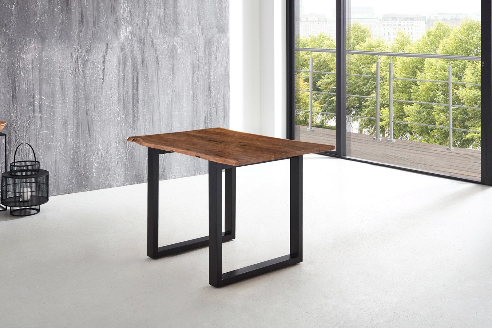 SAM® Baumkantentisch Lenima, massives Akazienholz, natürliche Baumkante, Metallgestell U-Form
