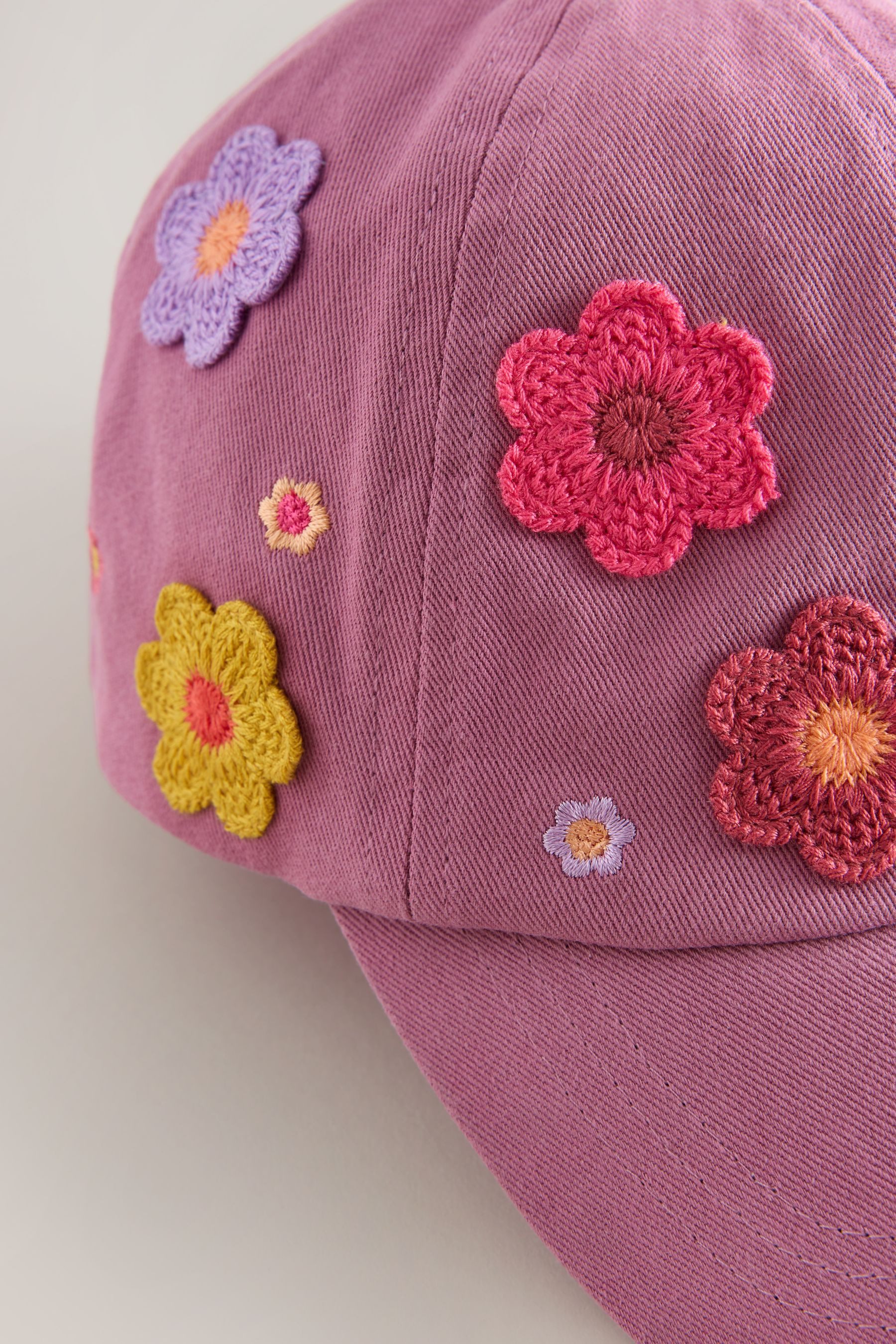 Next Sonnenhut Cap mit 3D-Blumenmotiv (1-St)
