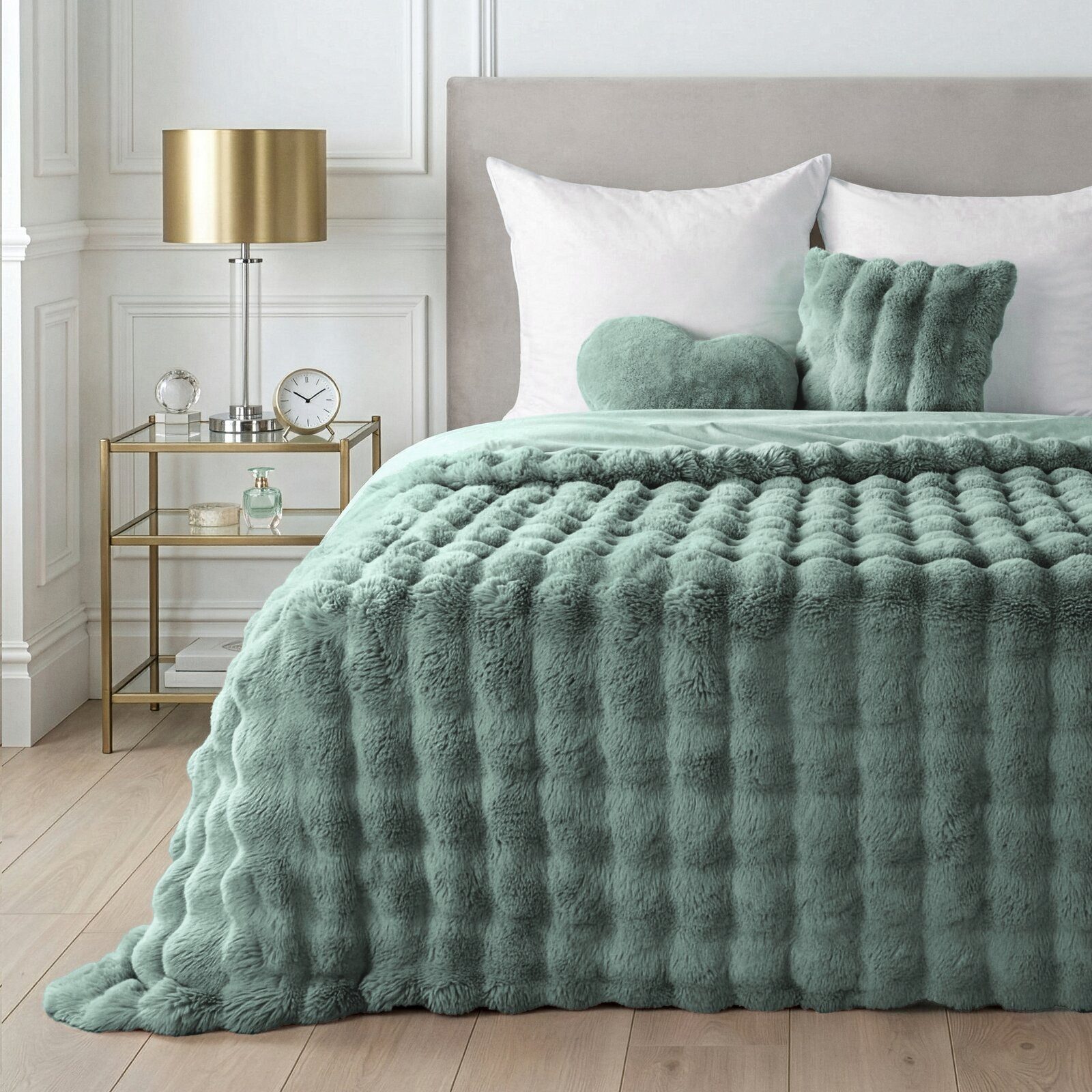 Eurofirany Bettüberwurf Weiche Tagesdecke mit Fellstruktur, 3D-Muster, 200x220 cm, schwer & warm