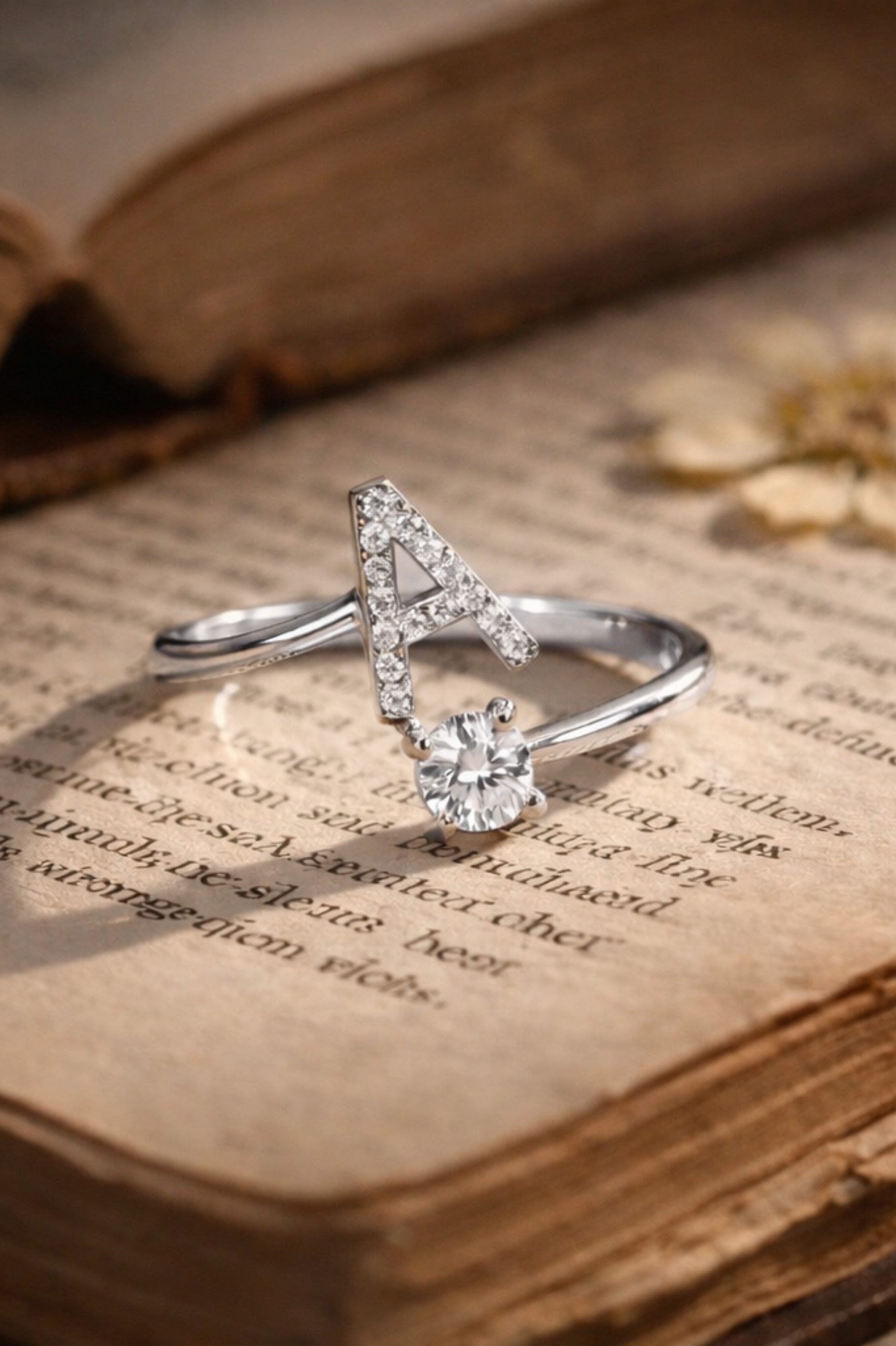 S&T Design Fingerring Buchstaben Ring Damen 14K Gold Vergoldet Silber Verstellbar Wasserfest (Goldring Geschenke für Frauen Freundin Mädchen Schmuck, 1-tlg., Bu – Bild 4 von 5