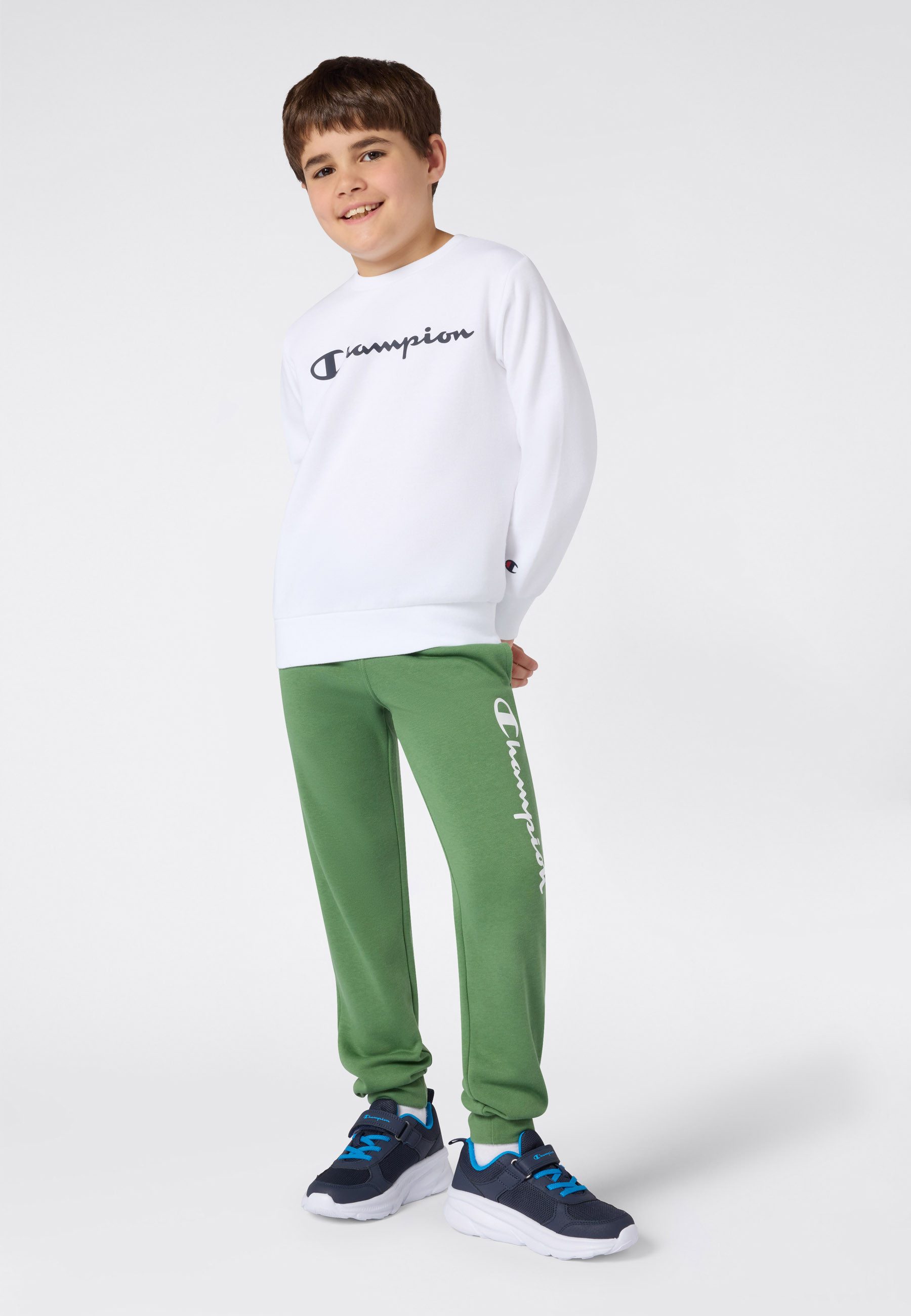 Champion Sweatshirt SPORTWEAR CREWNECK Standard Fit für Kinder, sportlicher Stil, Rundhalsausschnitt, ohne Verschluss