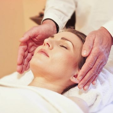 VARA Massagegerät TROP Kopfmassagegerät Massage Spinne Metall für den Kopf Kopfmassierer