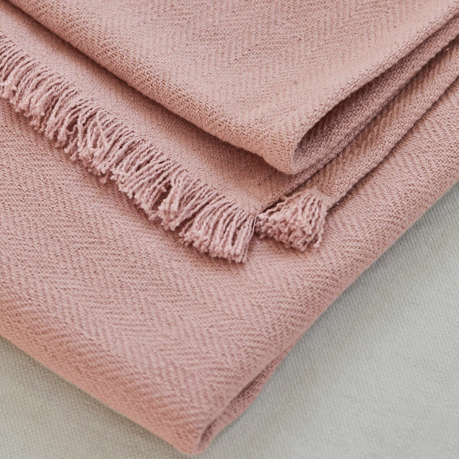 Mirabeau Tagesdecke Plaid Herepian rosa